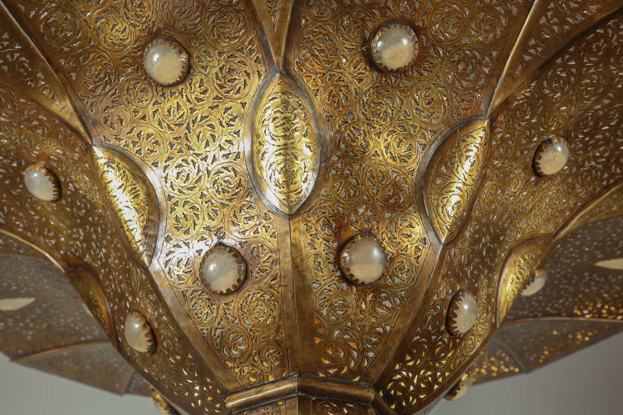 20th Century Moroccan Polished Gold Brass Chandelier in Alberto Pinto Style For Sale