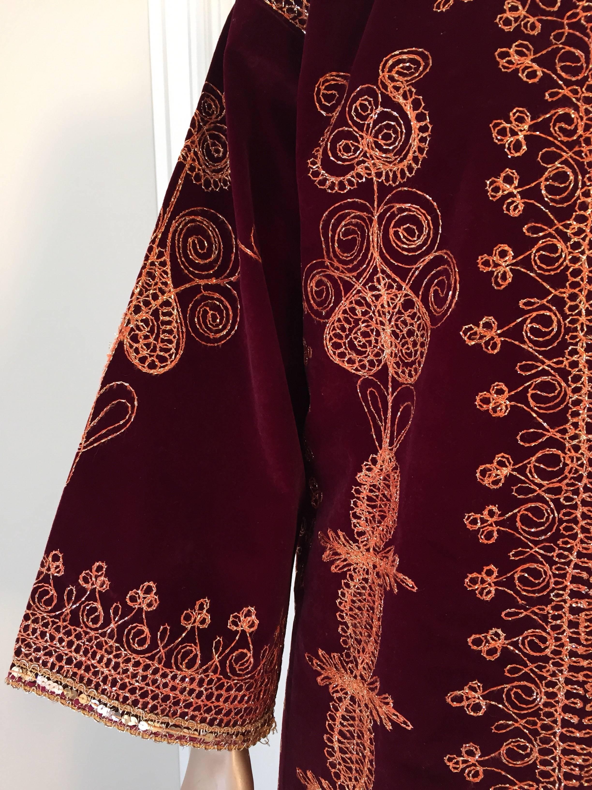 Moroccan Caftan Maroon Velvet Embroidered with Gold Kaftan, circa 1970 In Good Condition In North Hollywood, CA