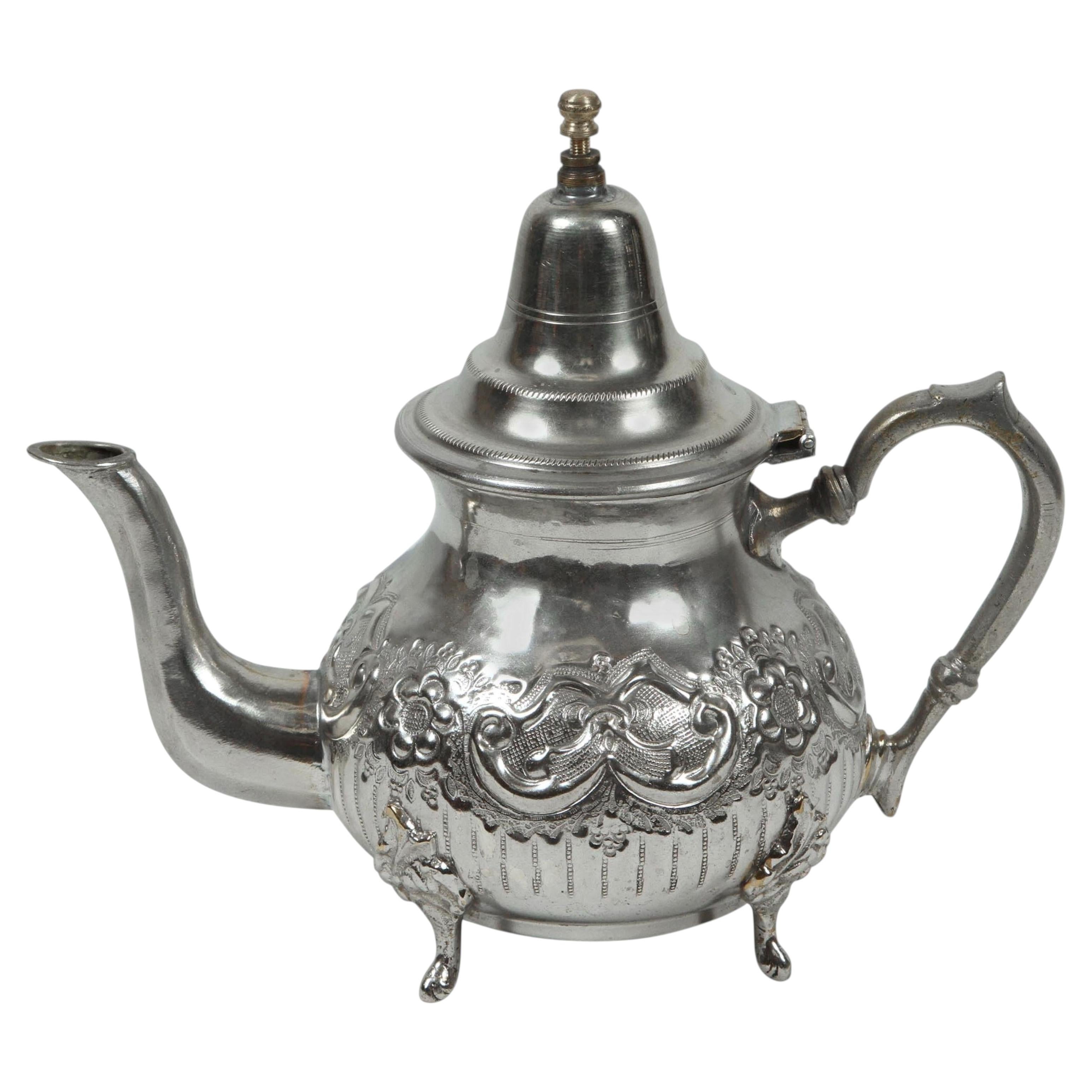 What are Moroccan teapots made of?