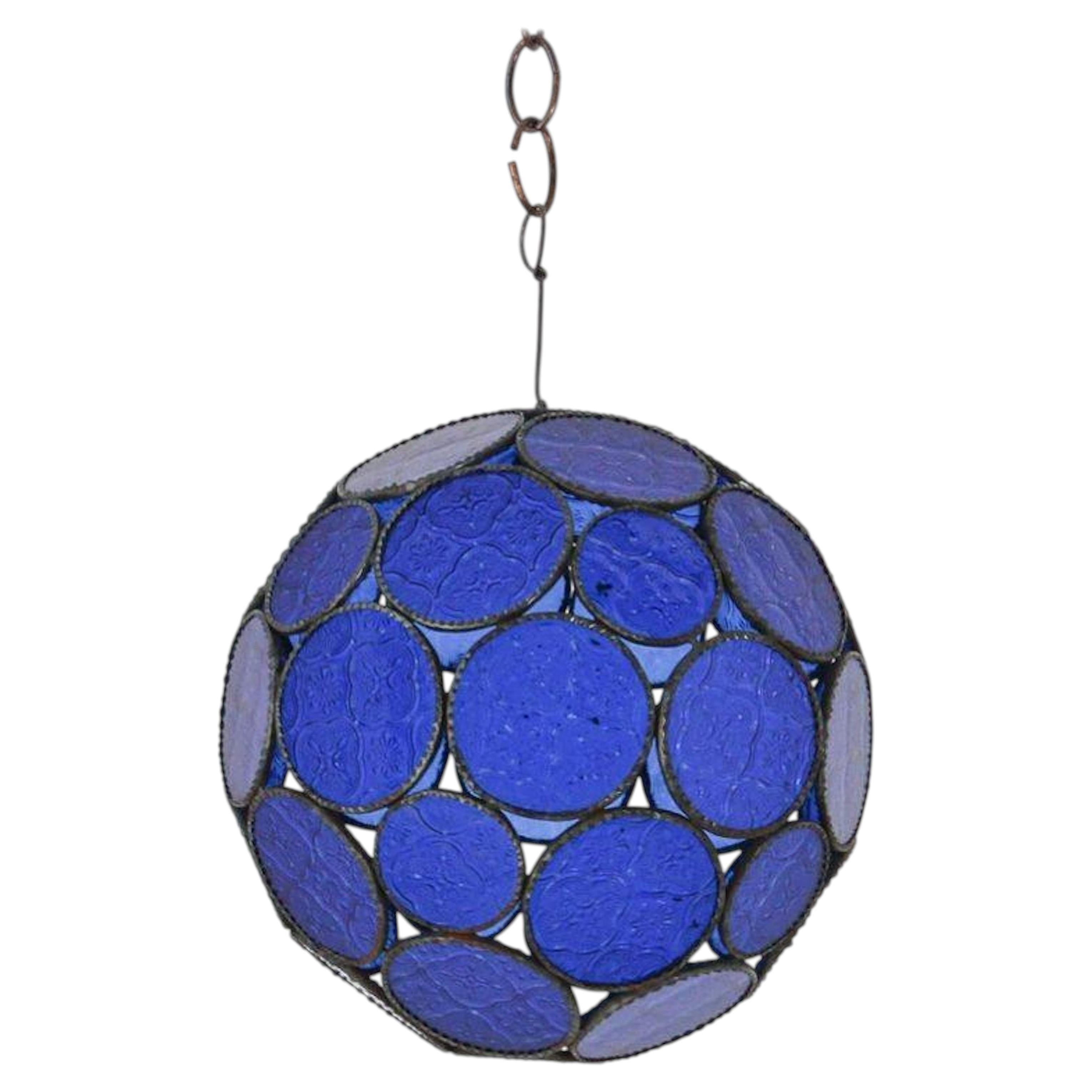 What is inside a disco ball?
