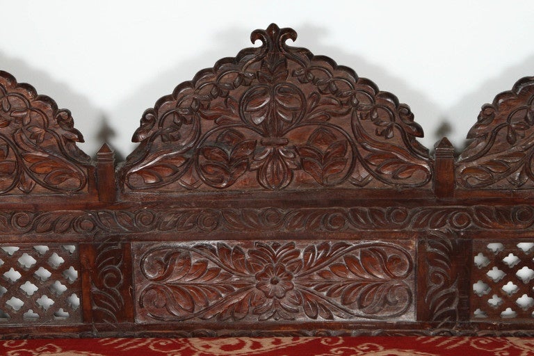 Hand-Carved Anglo Raj Indian Daybed