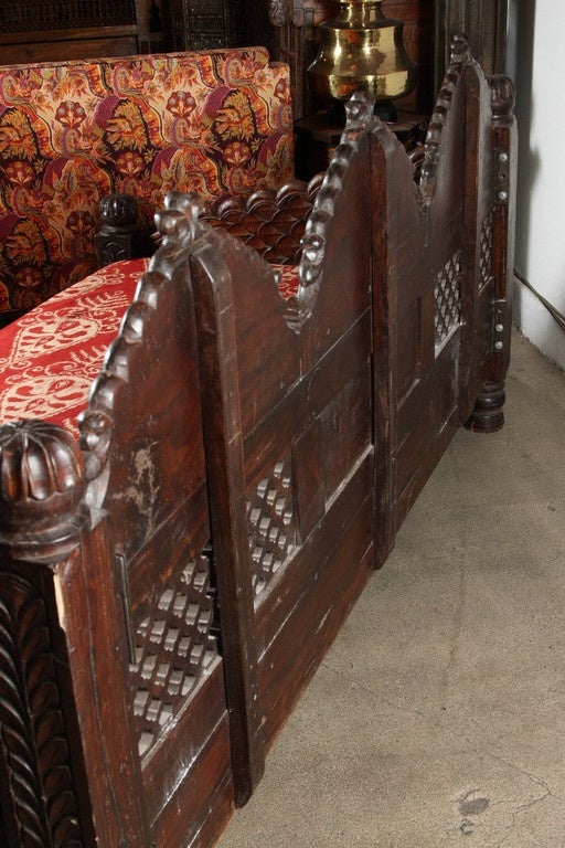 Anglo Raj Indian Daybed 1