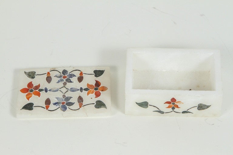 Set of Three Anglo-Indian Marble inlay Boxes 1