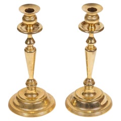 Paire de chandeliers victoriens en laiton poli