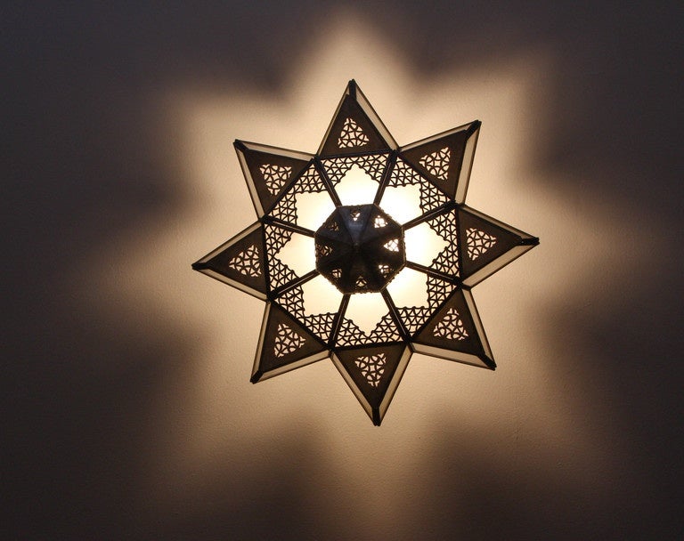 Moroccan Moorish Star Shape Frosted Glass Lantern Light Shade In Good Condition In North Hollywood, CA