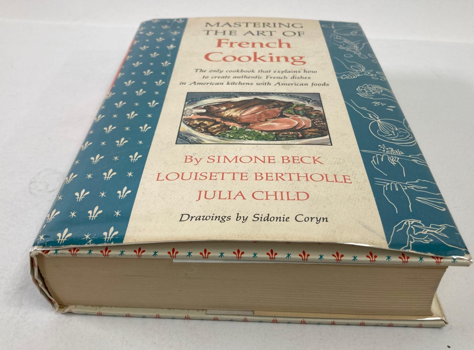 Julia Child Mastering the Art of French Cooking Book 1964 In Good Condition For Sale In North Hollywood, CA