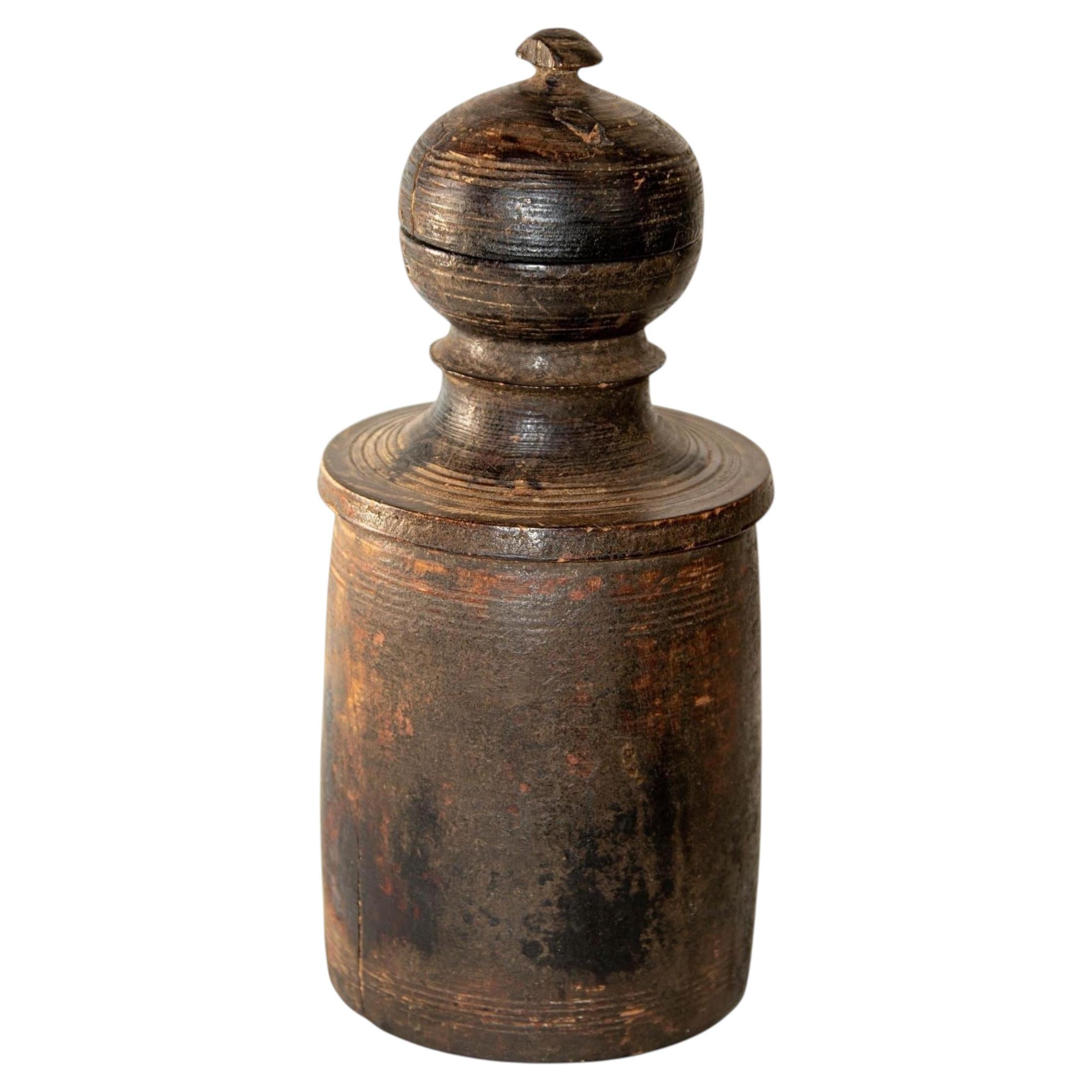 Antiker Holztopf oder Tekhi aus Nepal, 1900er Jahre