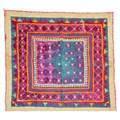 Chaakla Étnica Bordada Vintage Banjara con Espejos, Colgante de Pared, India
