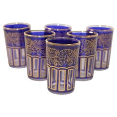 Marokkanische königsblaue Gläser mit goldenem maurischem arabischem Design, 6er-Set Bargeschirr