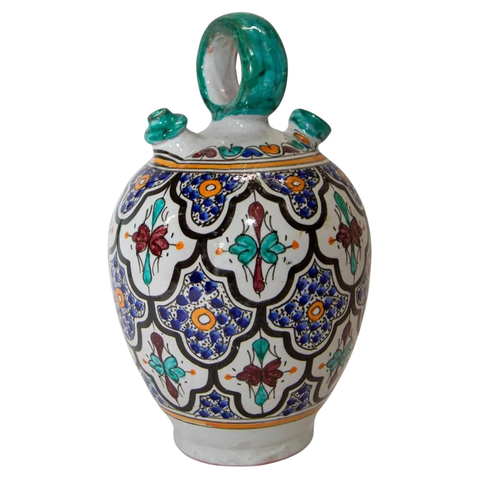 Brocca per acqua in ceramica marocchina smaltata realizzata a mano a Fez, Marocco