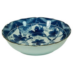 Bol japonais Arita Kakiemon à motifs de feuillages Bleu et blanc Signé 1950