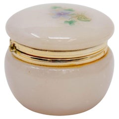 Portapillole rotondo d'epoca in alabastro rosa e oro 1970