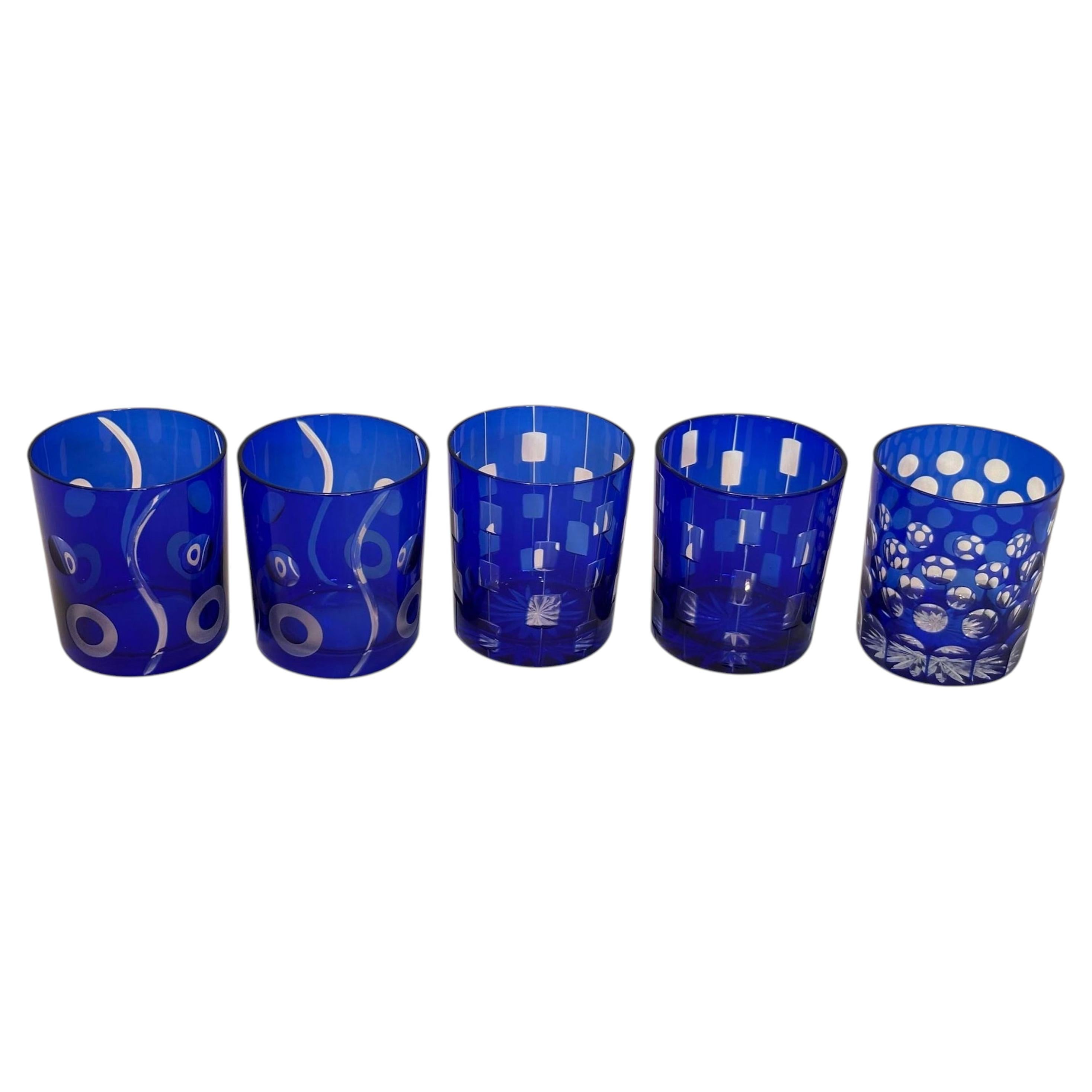 Set von 5 kobaltblauen böhmischen tschechischen Kristallbechern aus Kristall von Ajka Ungarn