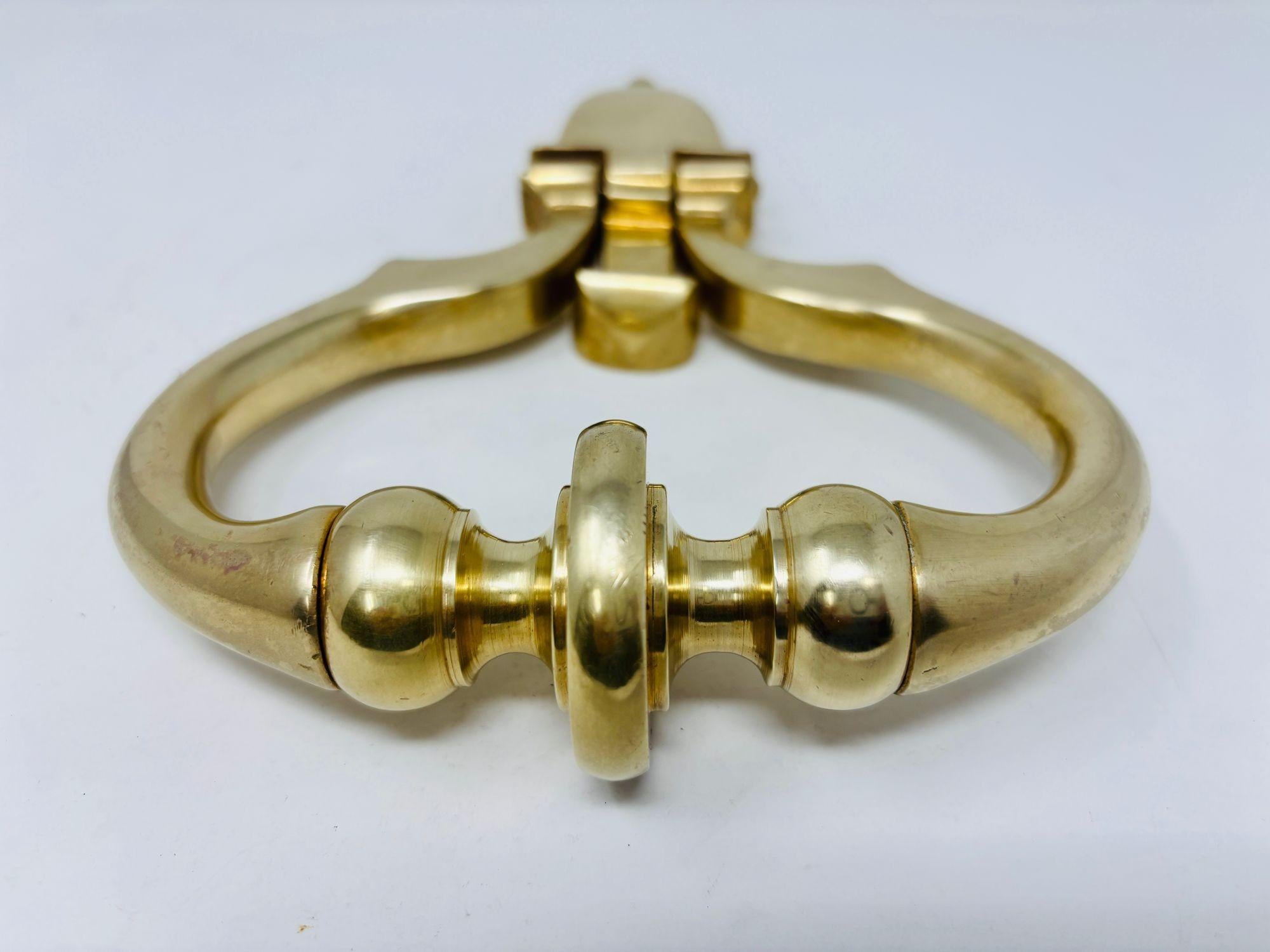 English 1940s Georgian Style Solid Polished Brass Door Knocker For Sale