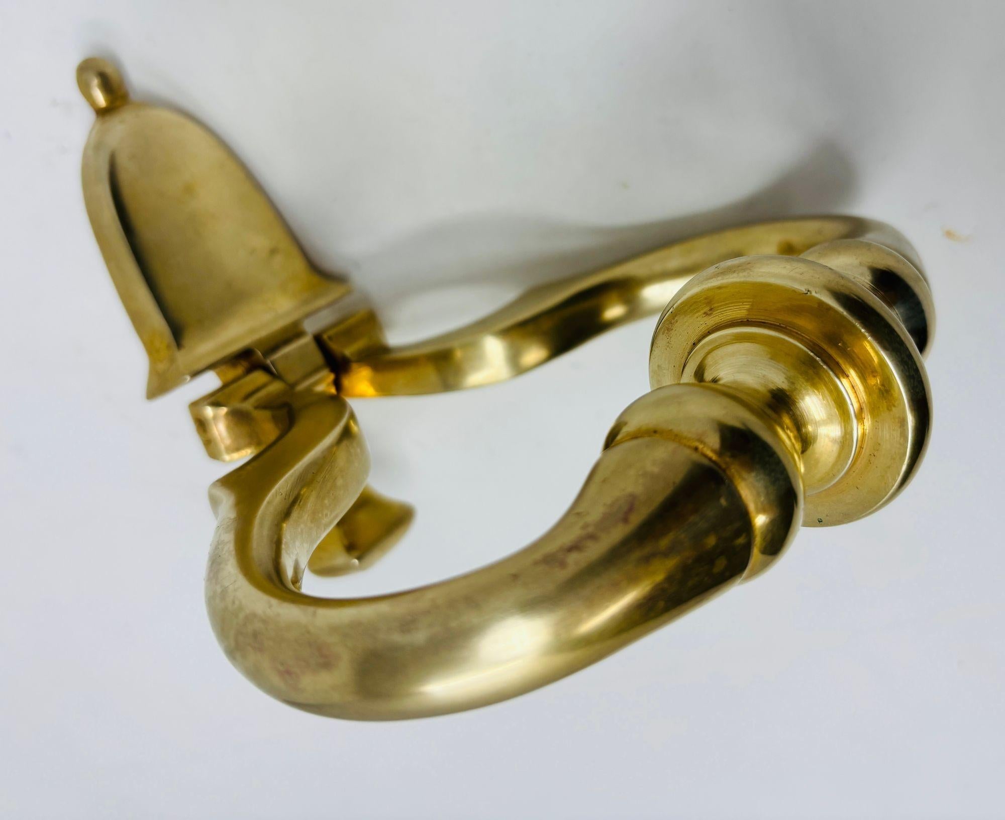 1940s Georgian Style Solid Polished Brass Door Knocker For Sale 3