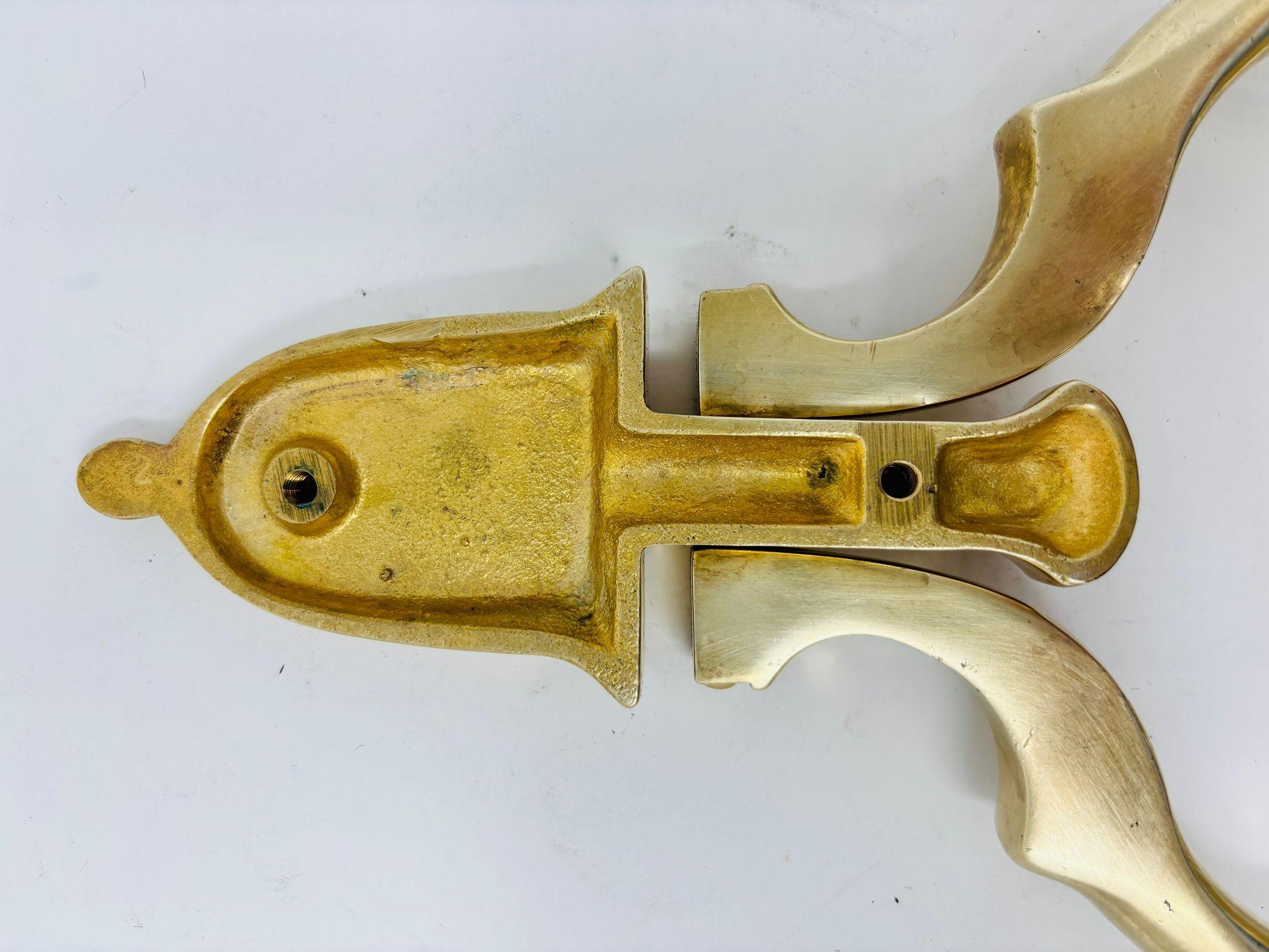 1940s Georgian Style Solid Polished Brass Door Knocker For Sale 2