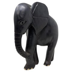 Escultura de elefante africano tallada a mano en madera de ébano, Arte popular, Años 50