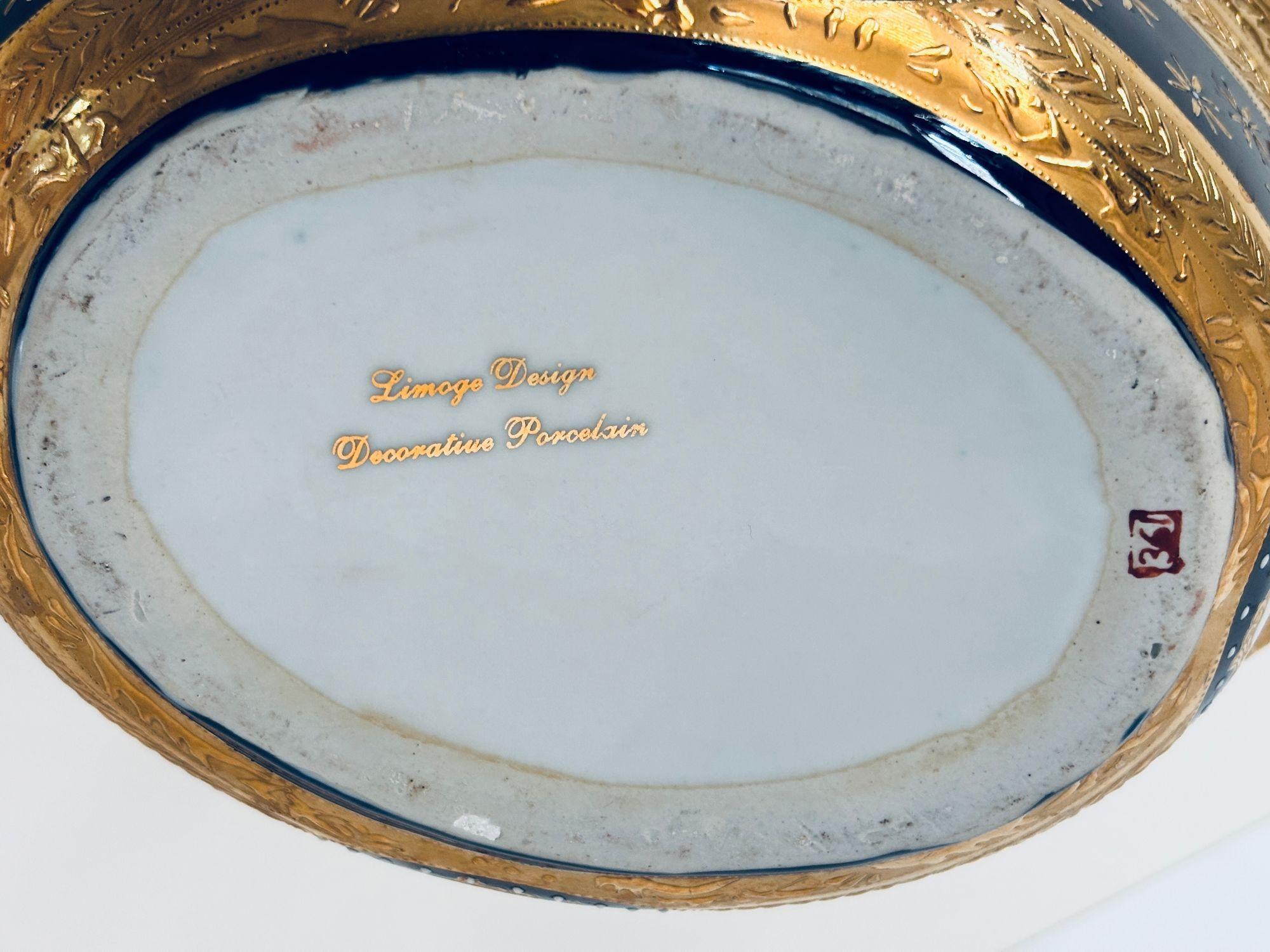 Cobalt Blue Porcelain Basket Vase with 22K Gold Encrustation and Romantic Scene For Sale 1