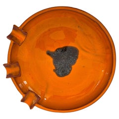 Große dänische Studio Pottery aus der Jahrhundertmitte mit leuchtend oranger Glasur Brutalistisch 1960er Jahre