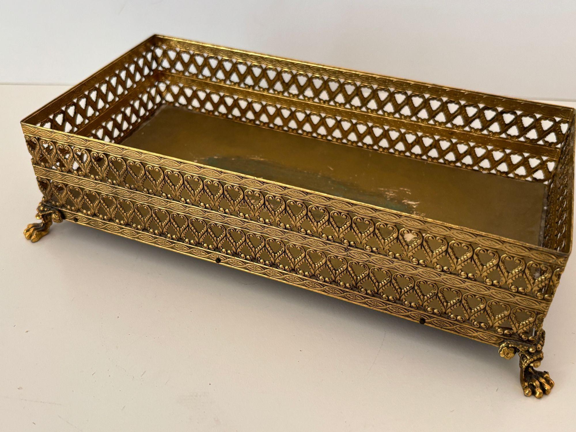 Hollywood Regency Rope and Tassel Gilt Filigree Tissue Box Holder with Claw Feet For Sale 1