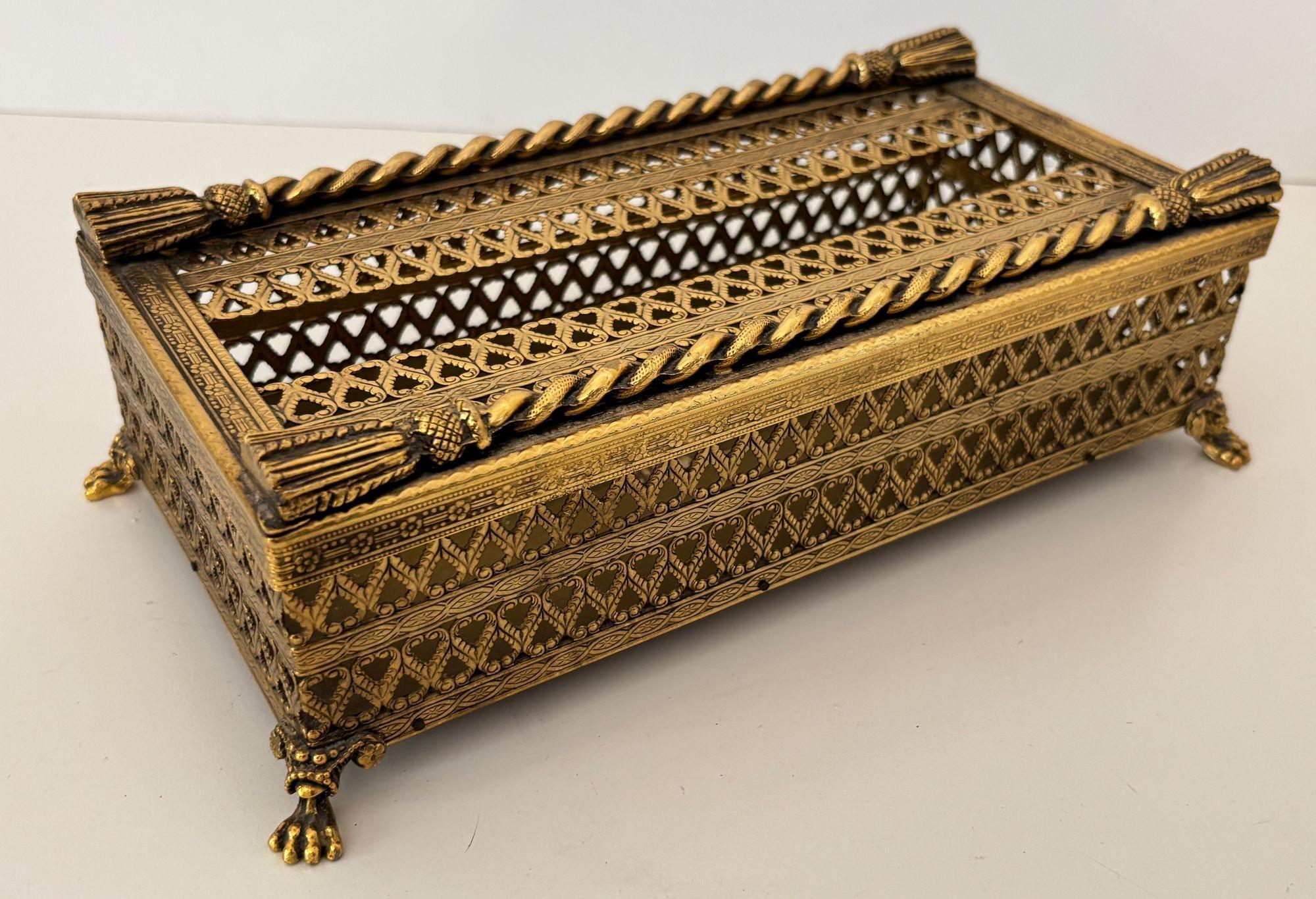 Hollywood Regency Rope and Tassel Gilt Filigree Tissue Box Holder with Claw Feet For Sale 7