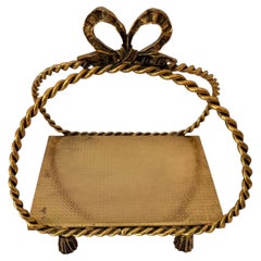 Porte-serviettes en filigrane doré avec corde et glands de style Régence hollywoodienne Style italien 1960