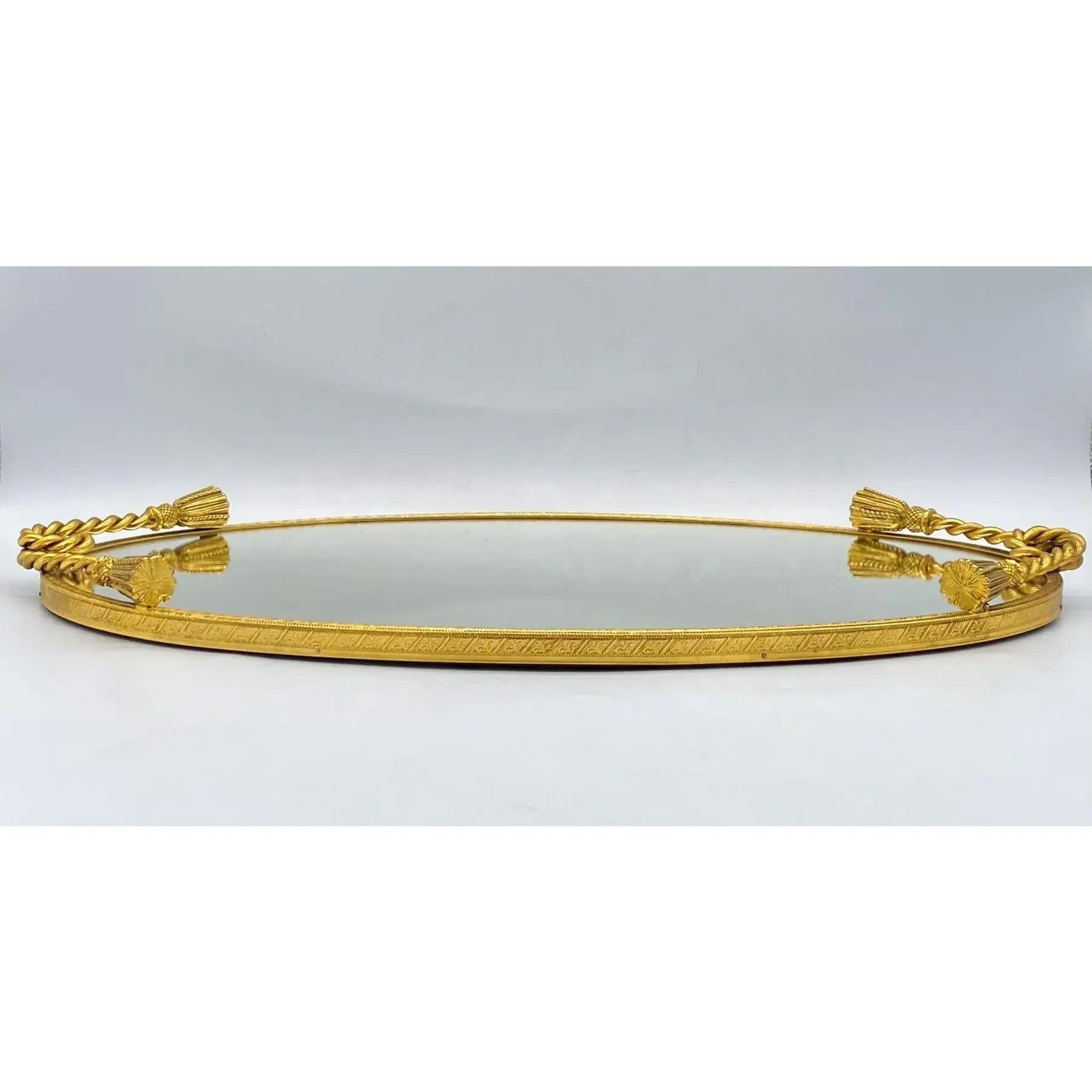 Plateau de toilette ovale en laiton, avec corde et glands, Hollywood Regency 1950s en vente 4
