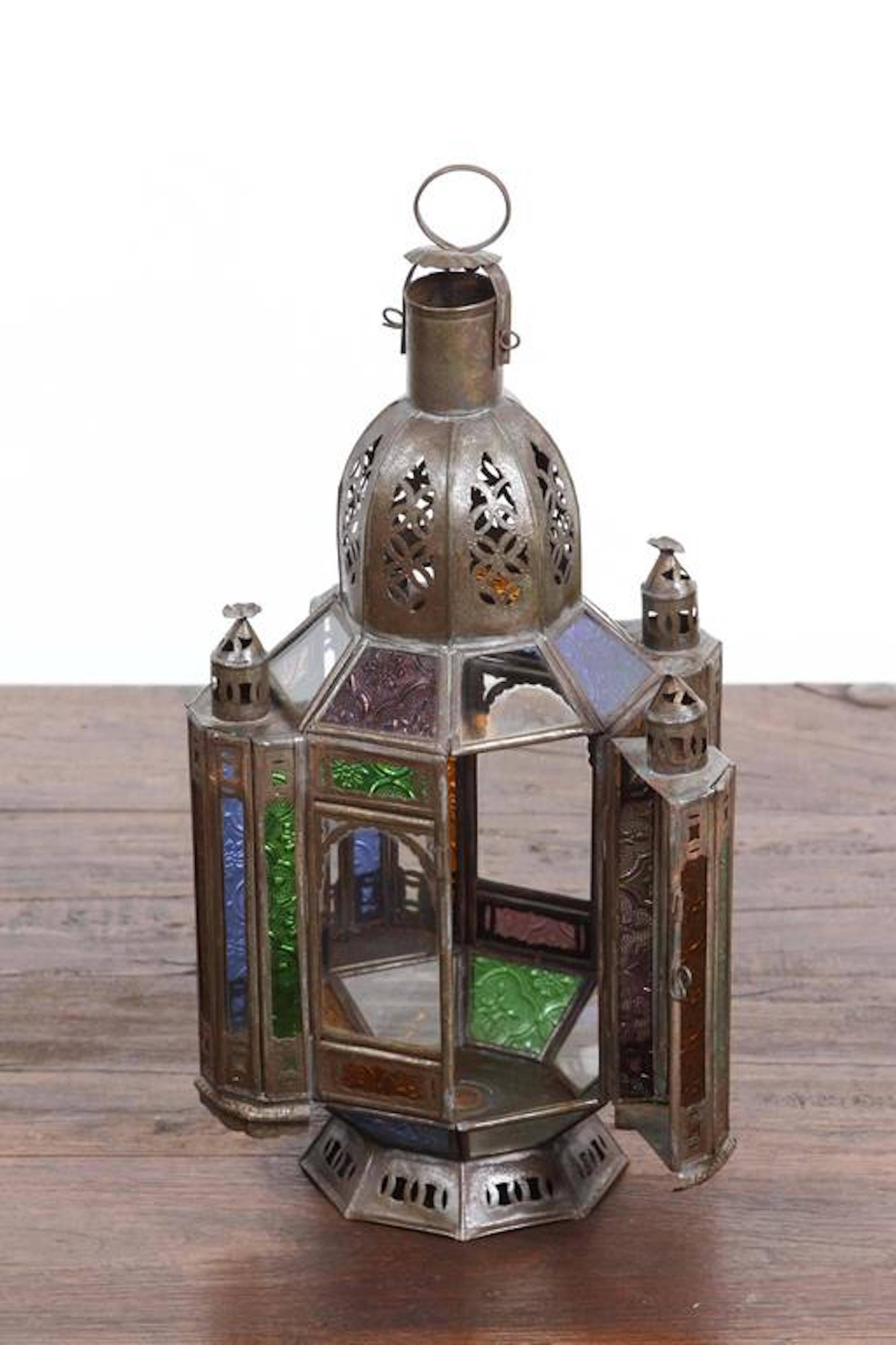Marocain Lanterne ou pendentif marocain en verre mauresque fabriqué à la main en vente