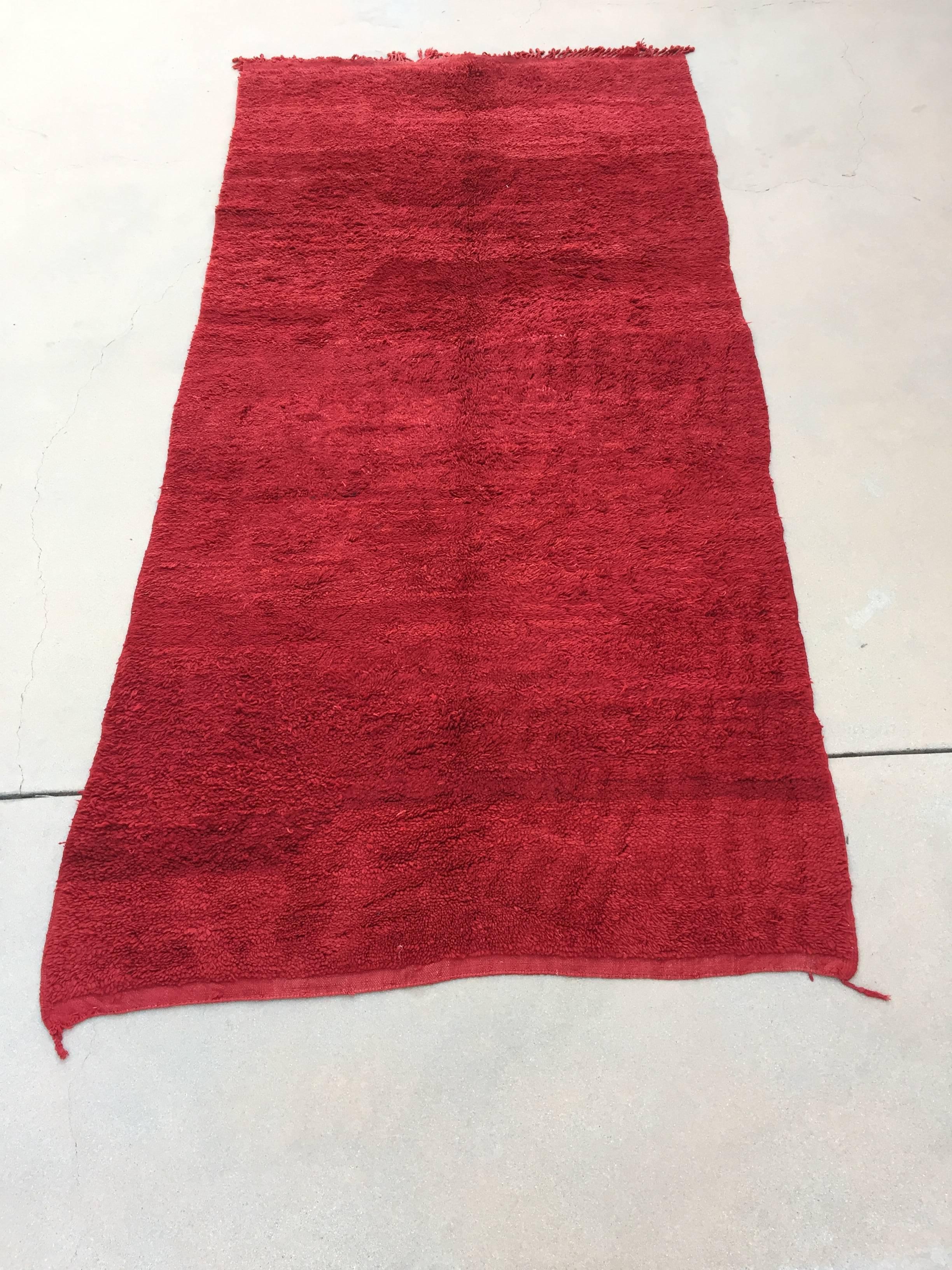 1960s Vintage Red Ethnic Moroccan Rug For Sale 3