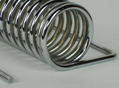 Yonel Lebovici, porta lettere per il resort