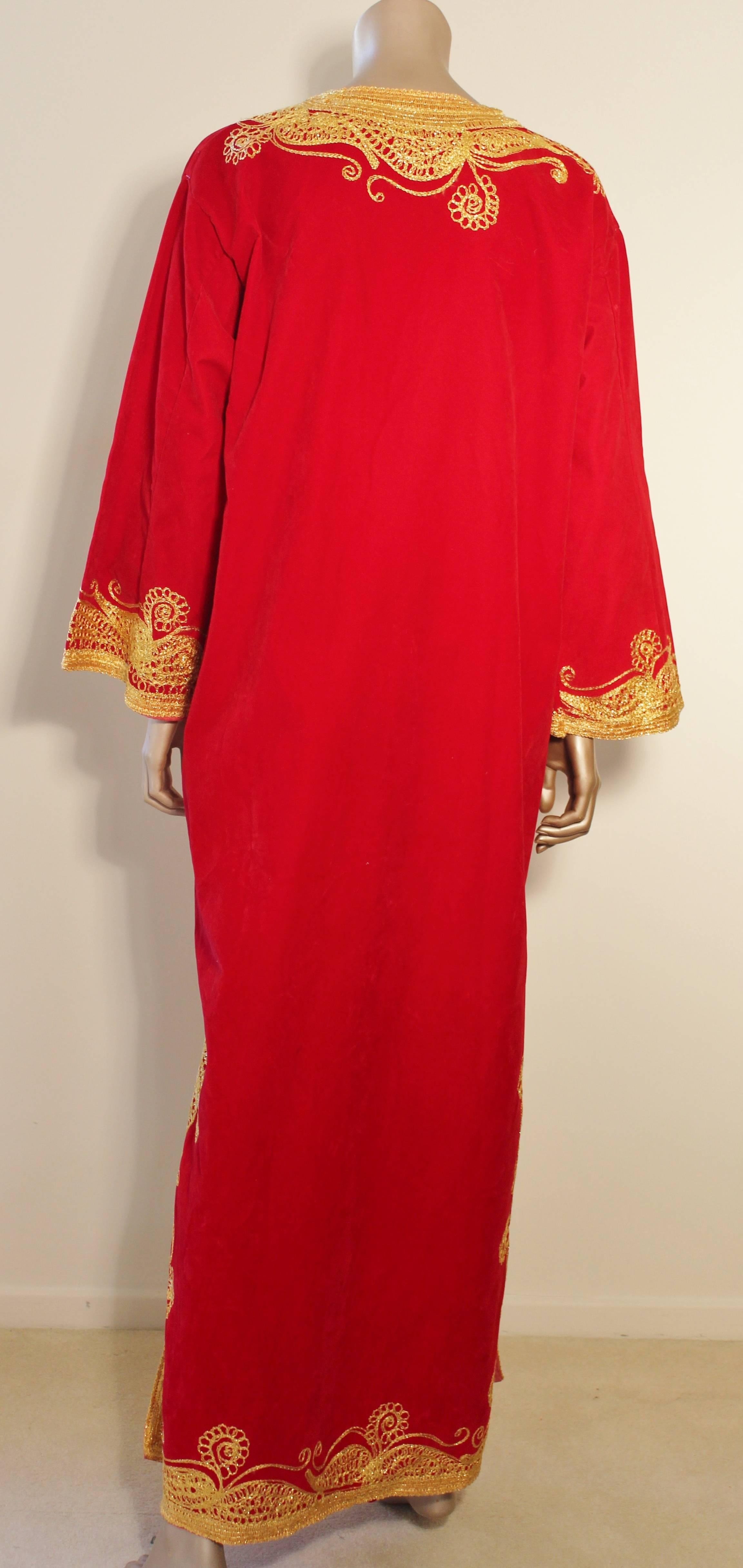 Moroccan Red Velvet Maxi Dress Caftan size L to XL 1