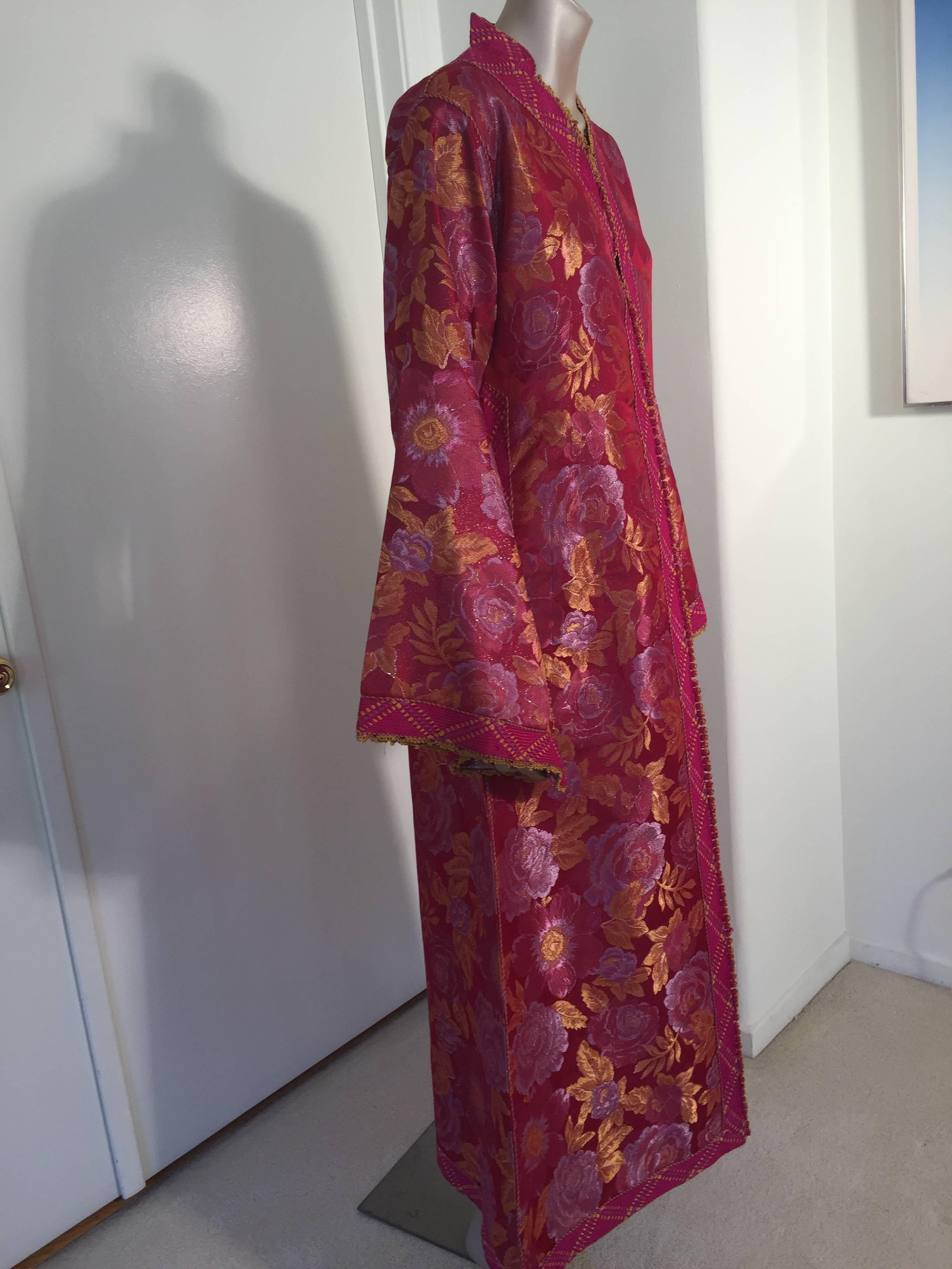 Moroccan Red Lame Caftan Maxi Dress Kaftan Size L In Excellent Condition In North Hollywood, CA