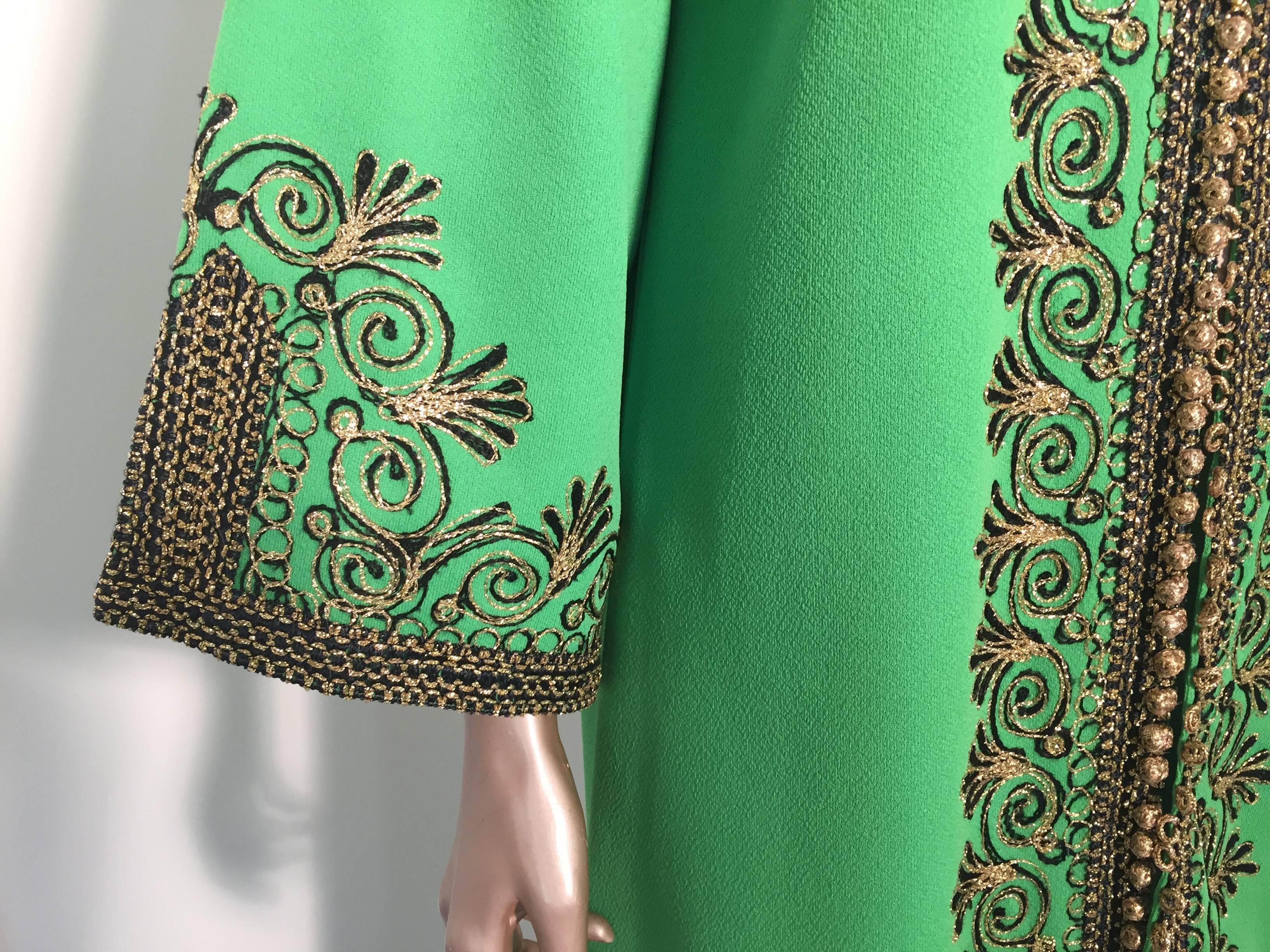 Moroccan Vintage Caftan Green Maxi Dress circa 1970 Size L In Good Condition In North Hollywood, CA