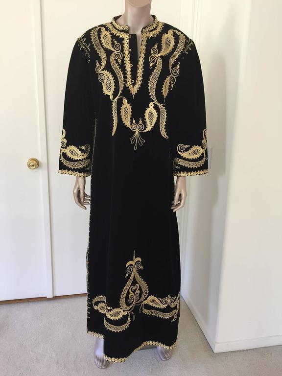 kaftan black and gold