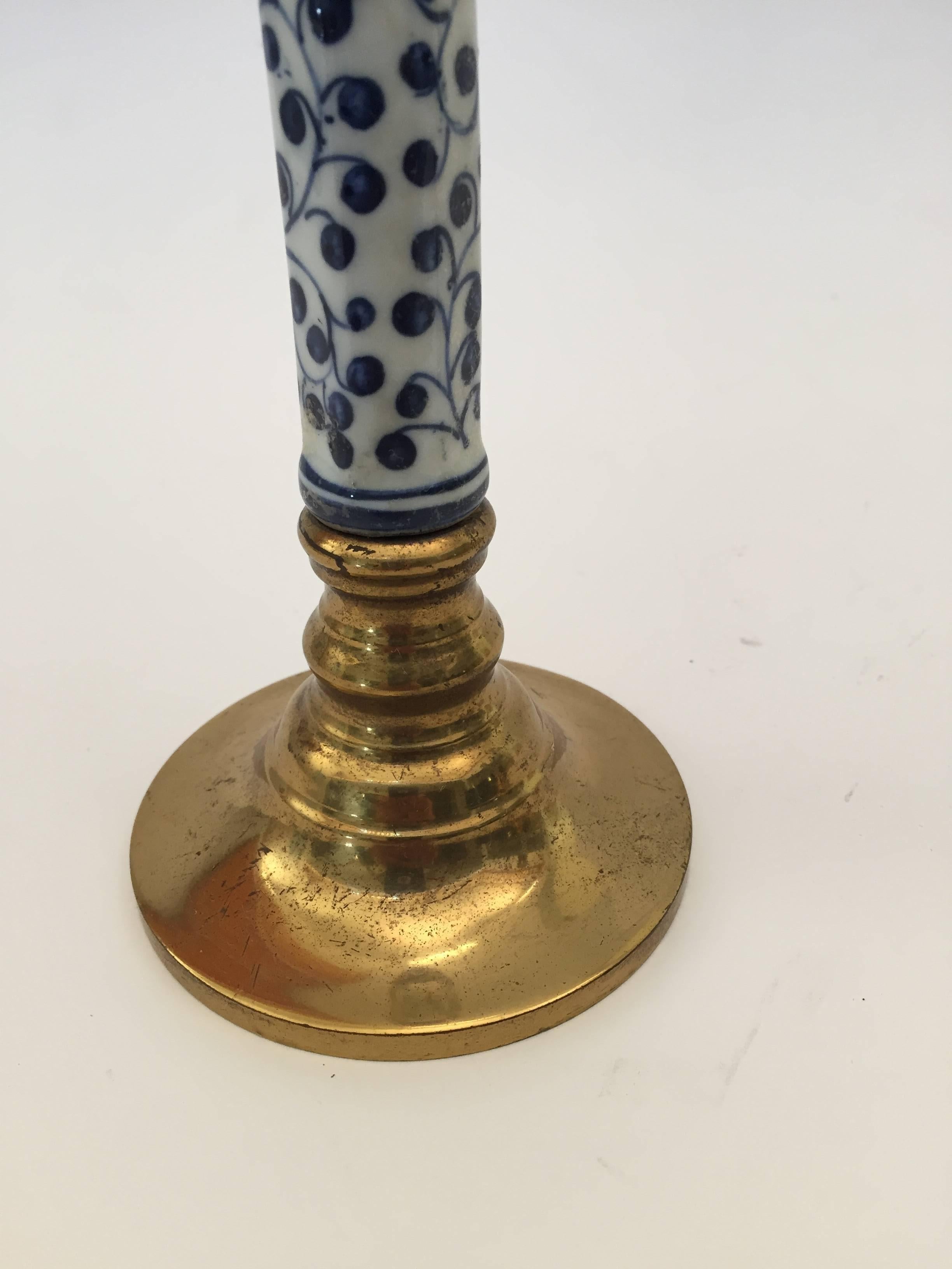 Pair of Victorian Brass Candlesticks with Ceramic In Good Condition In North Hollywood, CA