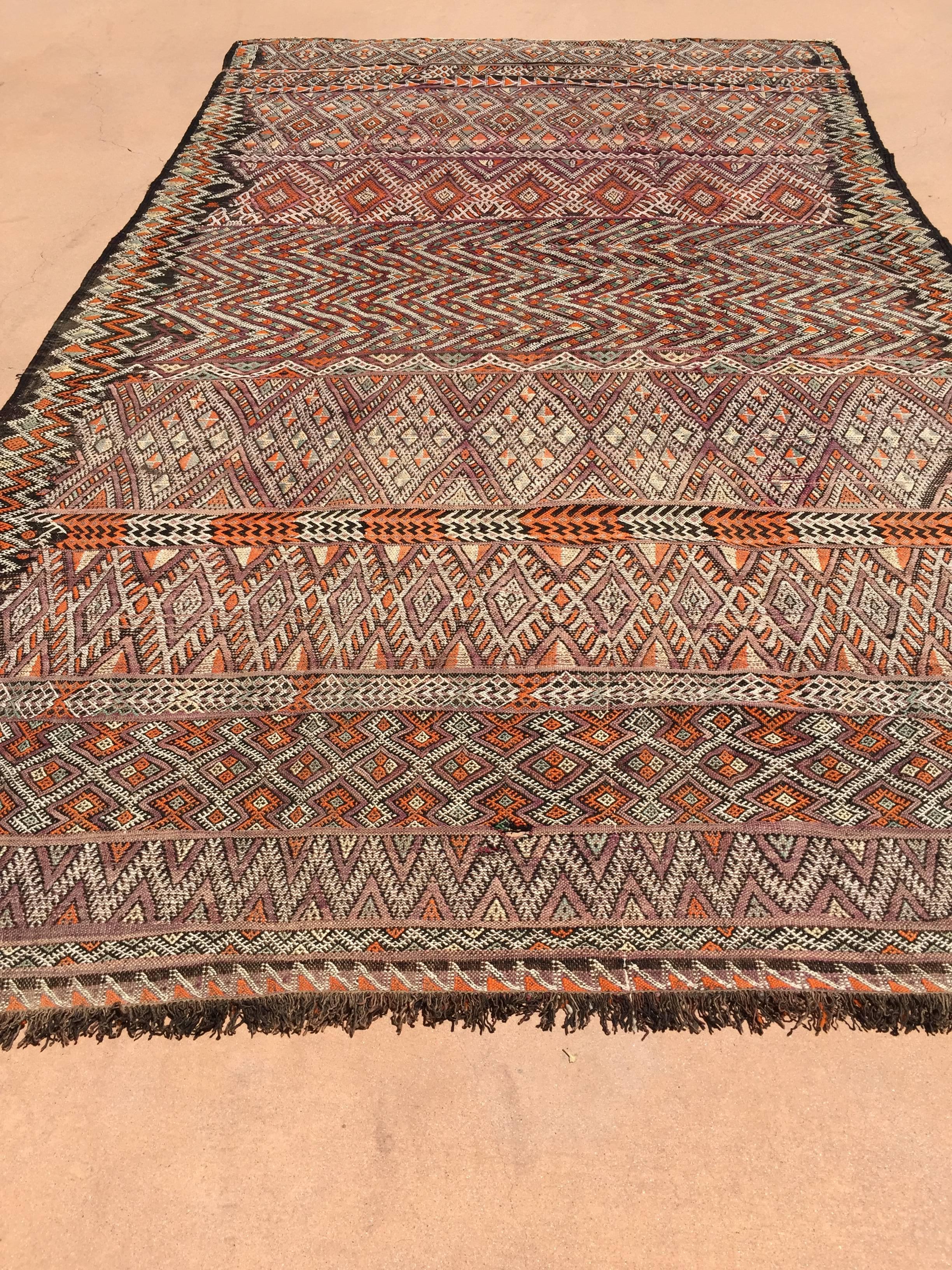 Vintage Moroccan Nomadic African Tribal Rug In Good Condition In North Hollywood, CA
