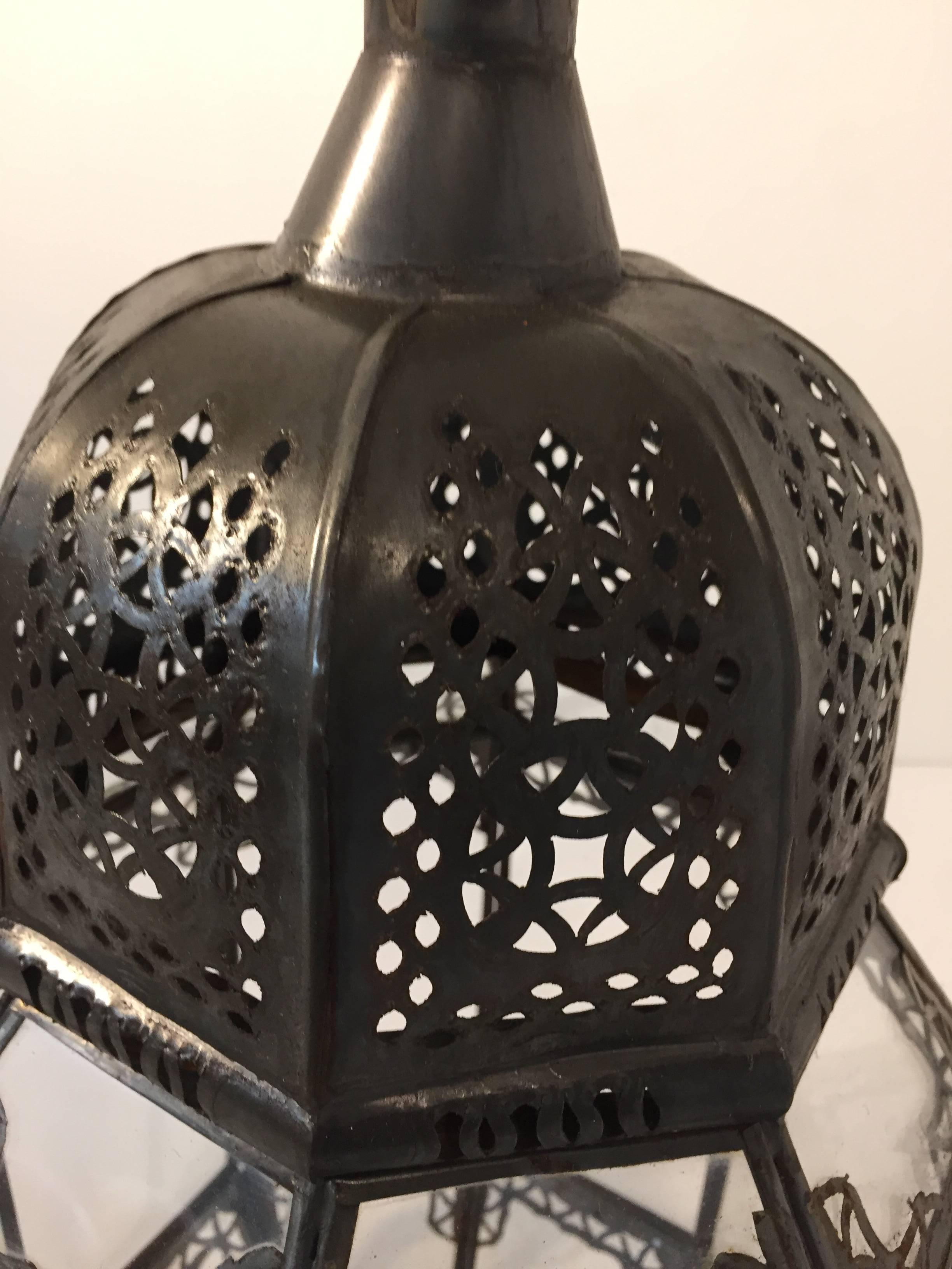 Vintage Moroccan Moorish Octagonal Metal and Glass Candle Lantern For Sale 4