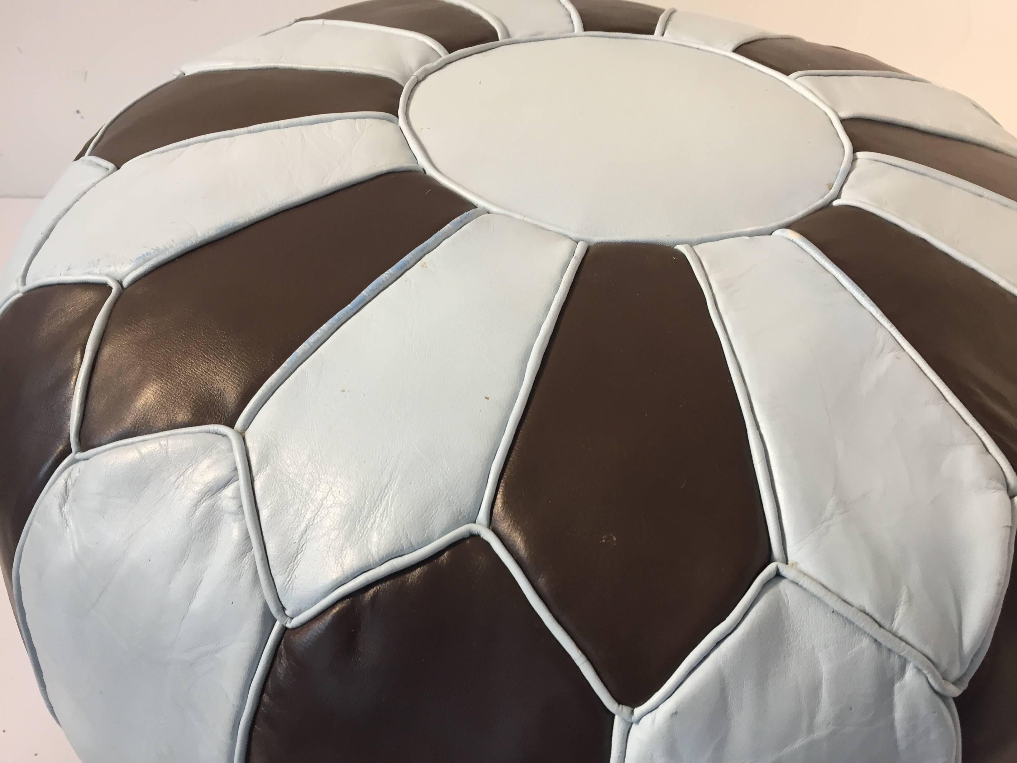 Fait main Pouf rond marocain en cuir, fabriqué à la main à Marrakech en vente