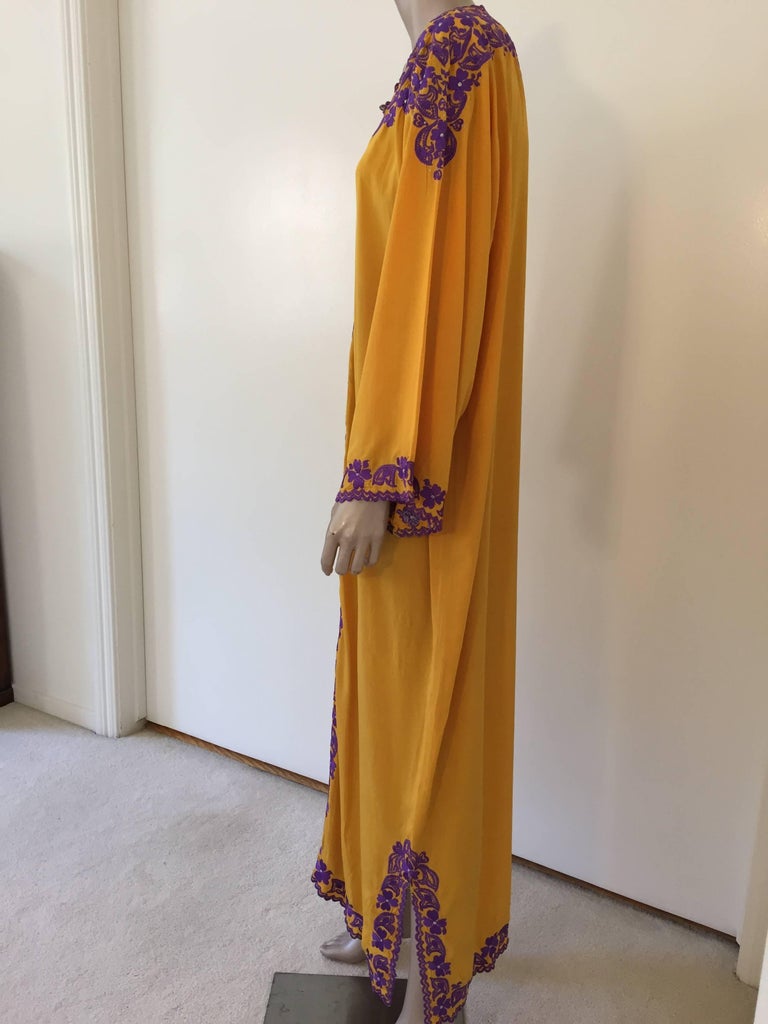 Elegant Moroccan Caftan Yellow Gold Embroidered with Purple For Sale at ...