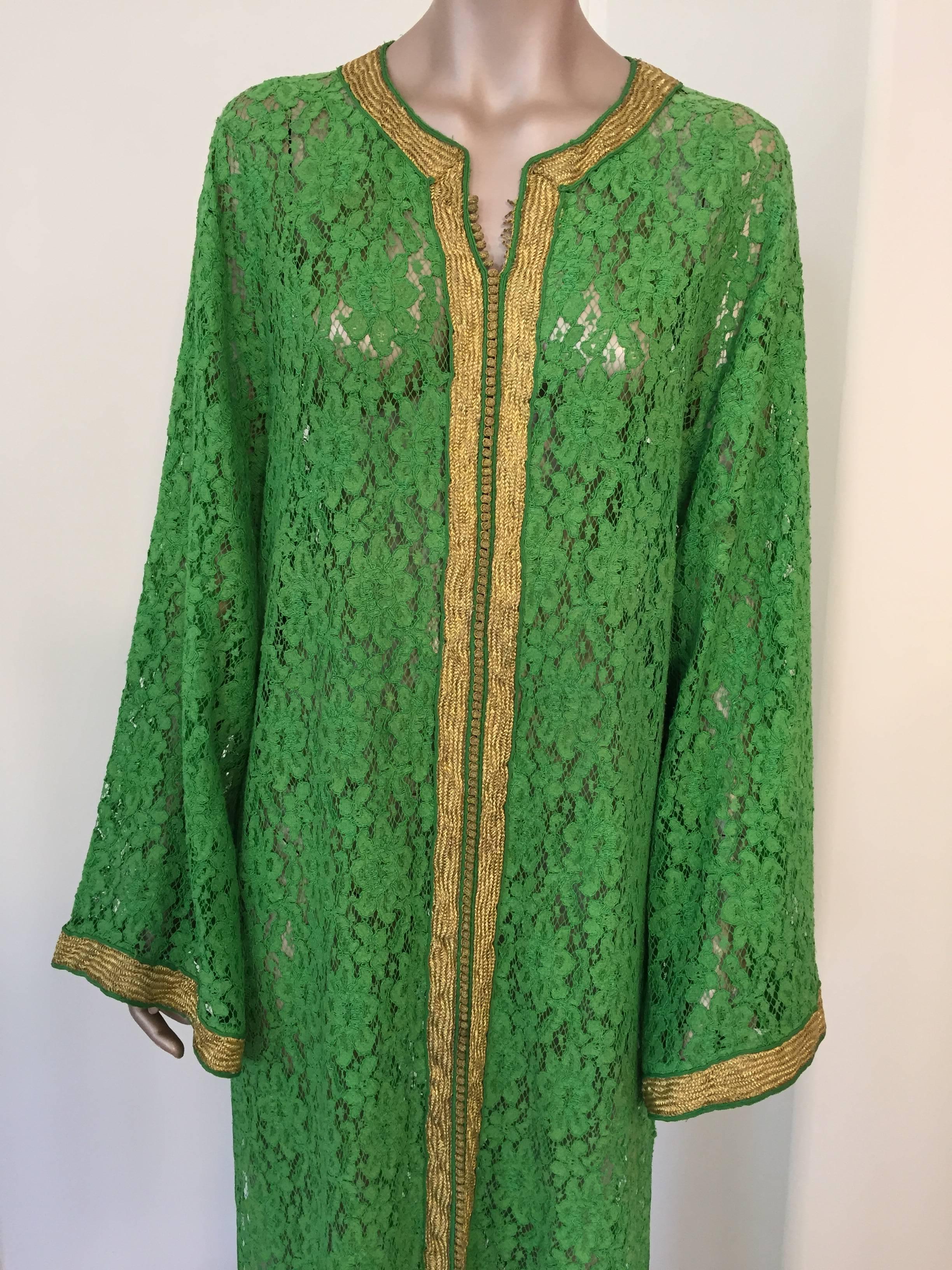 Moroccan Emerald Green Lace and Gold Trim Caftan Set 5
