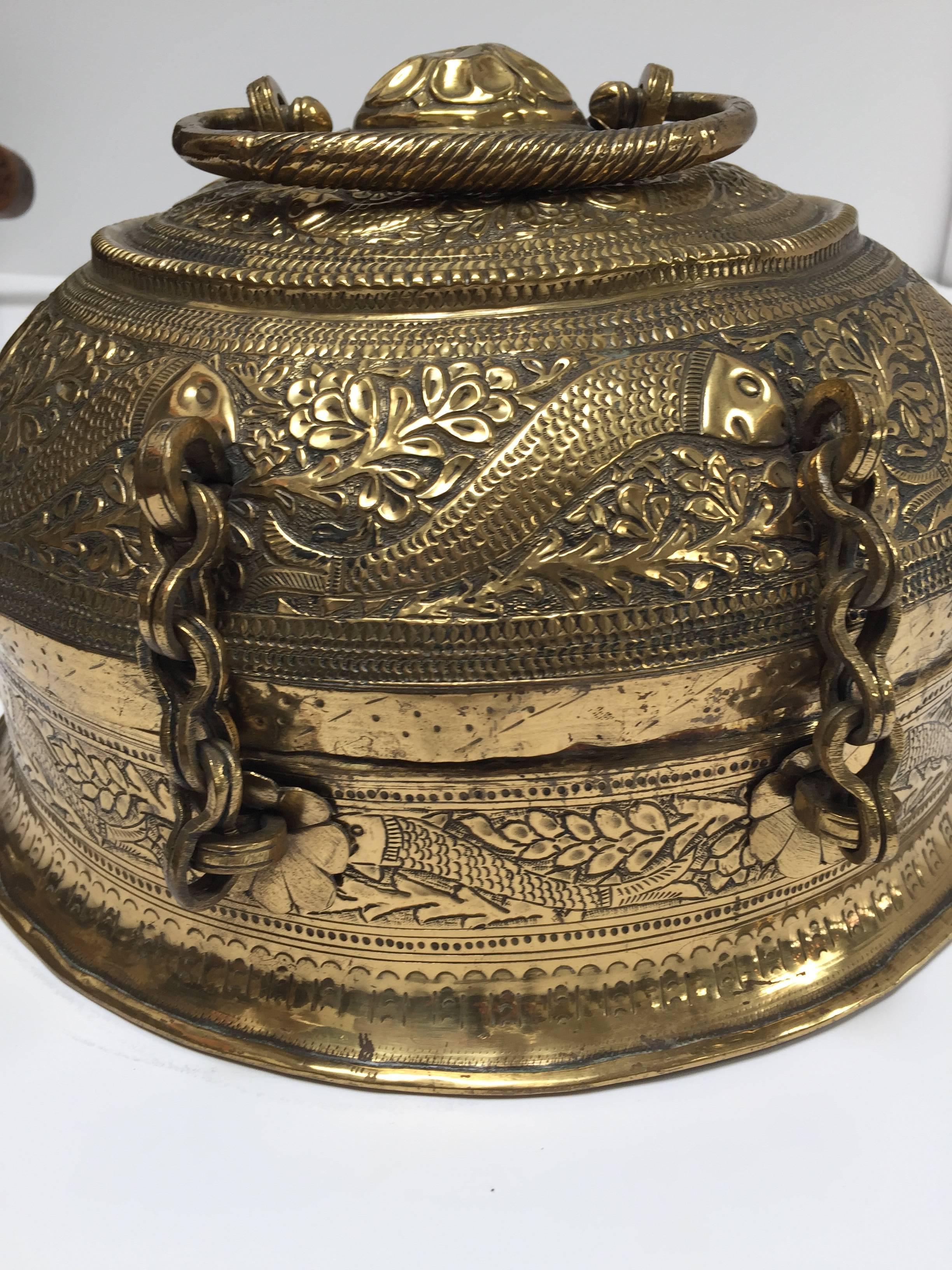 Hammered Decorative Large Round Brass Box Caddy 19th C, North India For Sale