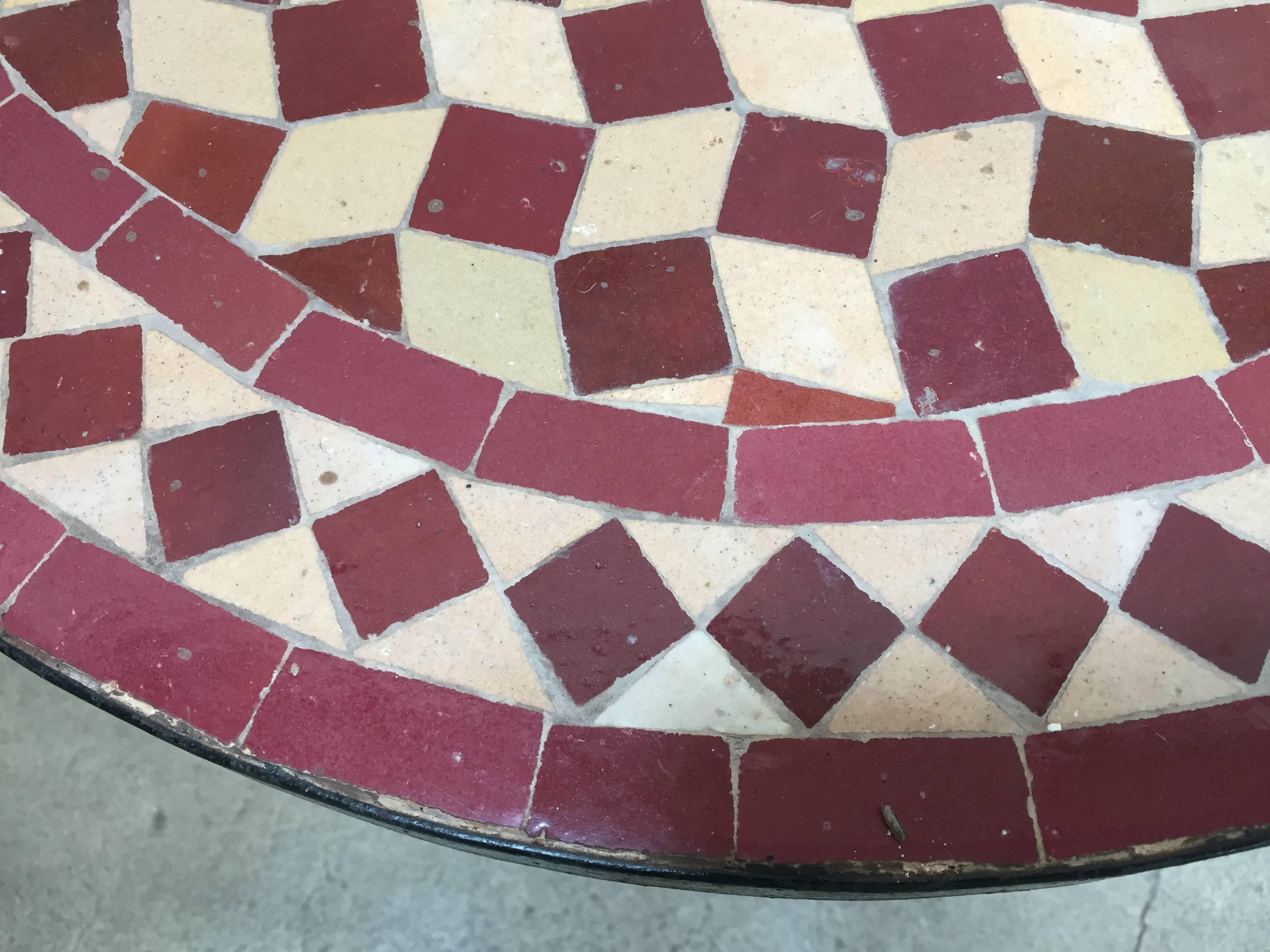 Moroccan Mosaic Side Table on Low Iron Base In Excellent Condition In North Hollywood, CA