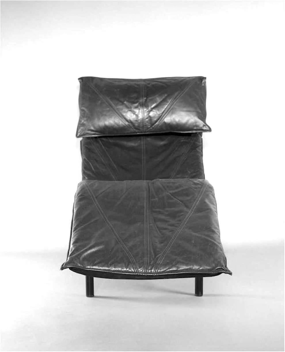 black and gold chaise lounge