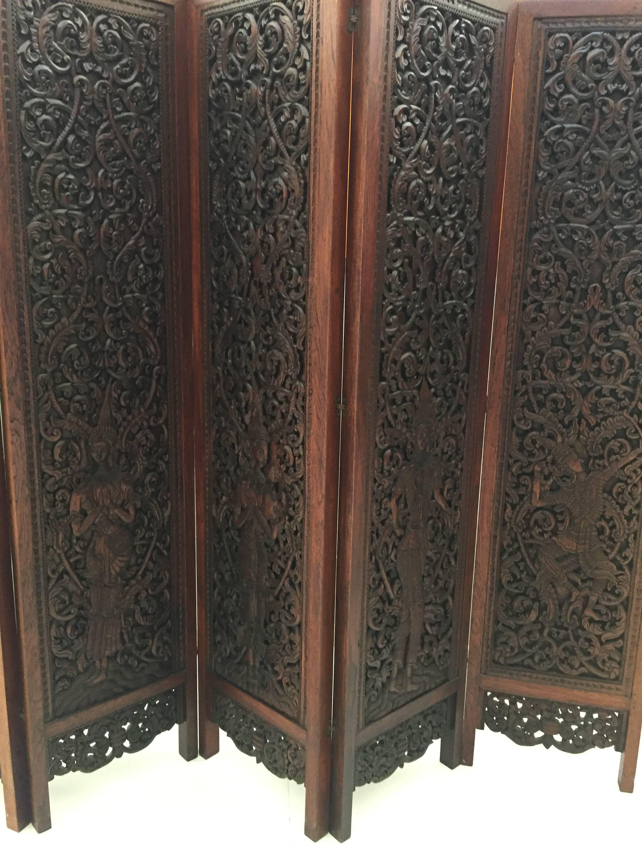 Asian Hand-Carved Wood Five Panels Double-Sided Folding Screen Room Divider In Good Condition In North Hollywood, CA