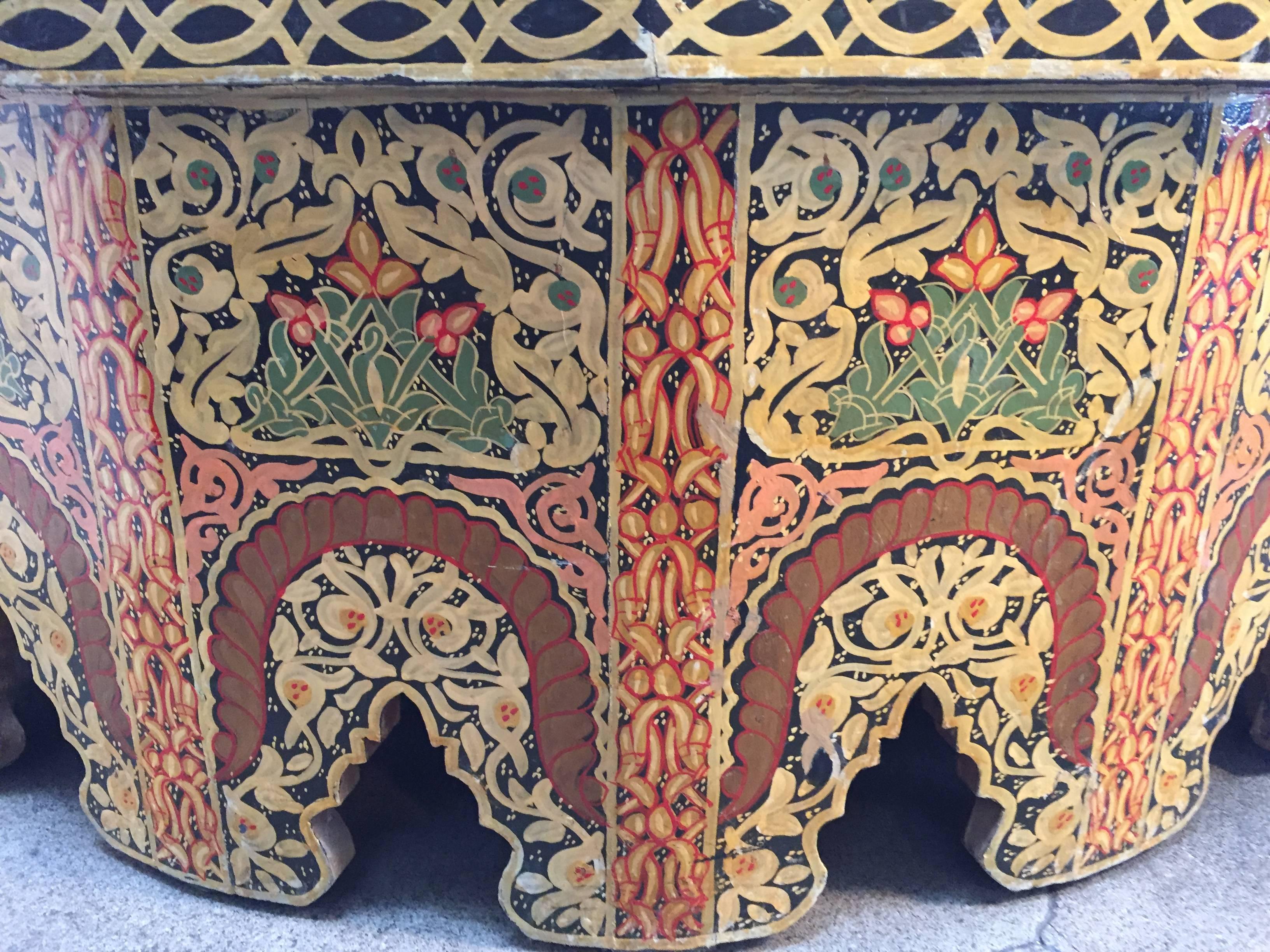20th Century Moorish Moroccan Large Coffee Table Hand-Painted with Polychrome Colors