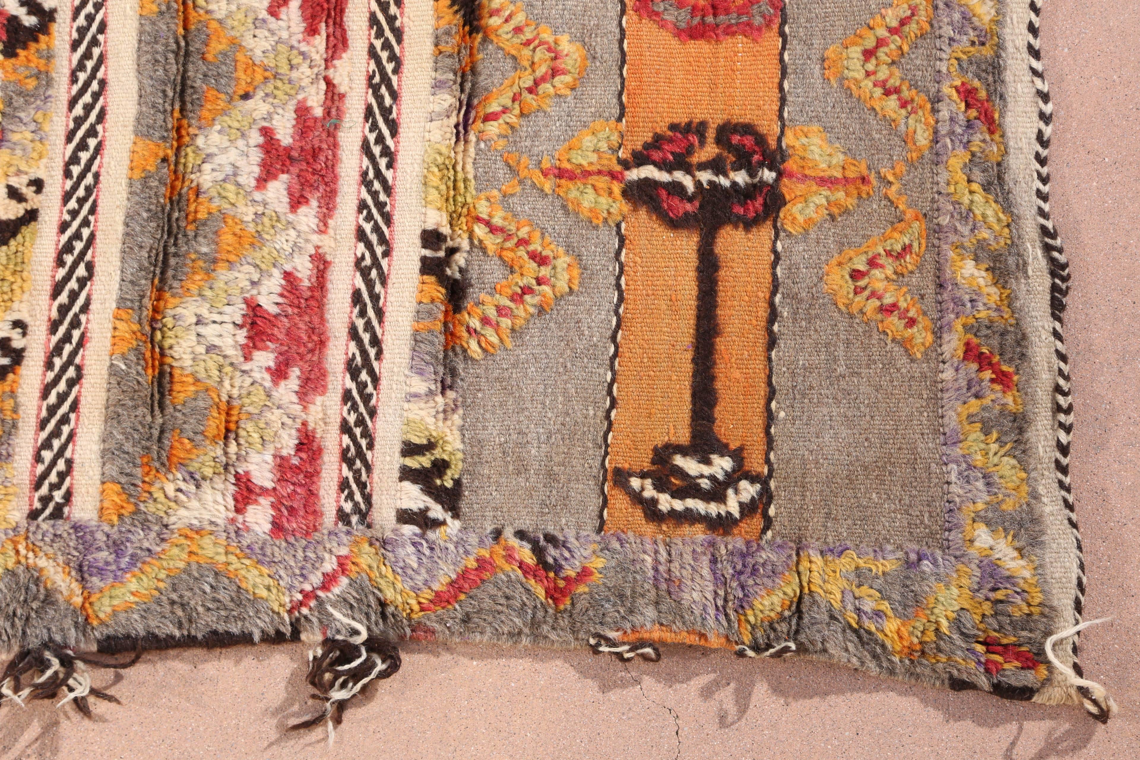 Moroccan Tribal Berber Vintage Rug 1