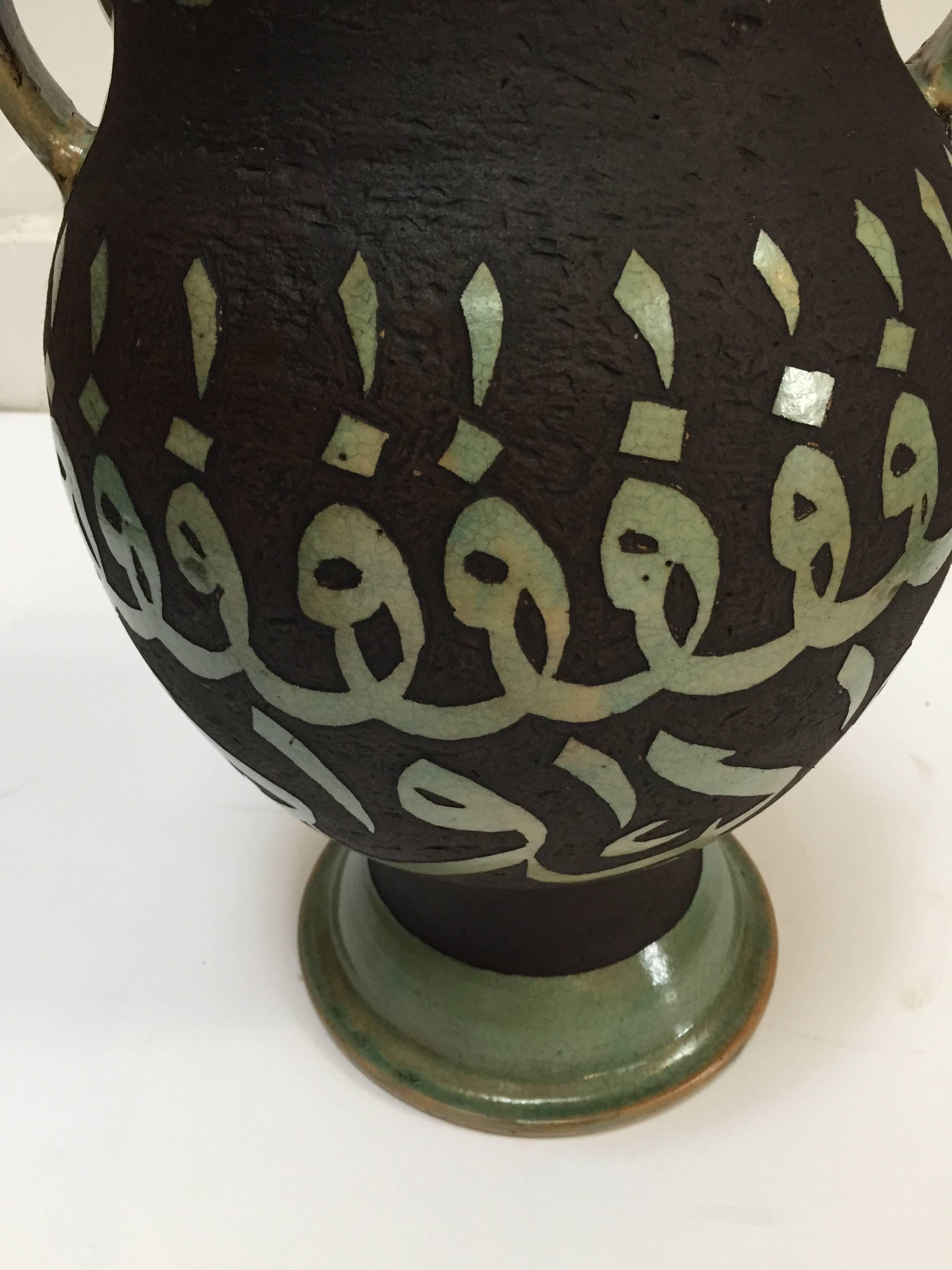 Pair of Green Moroccan Ceramic Vases with Chiseled Arabic Calligraphy Writing In Good Condition For Sale In North Hollywood, CA