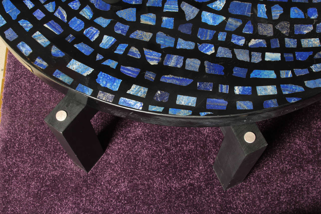 Circular Coffee Table in Black Resin and Lapis Lazuli by E. Allemeersch In Excellent Condition For Sale In New York, NY