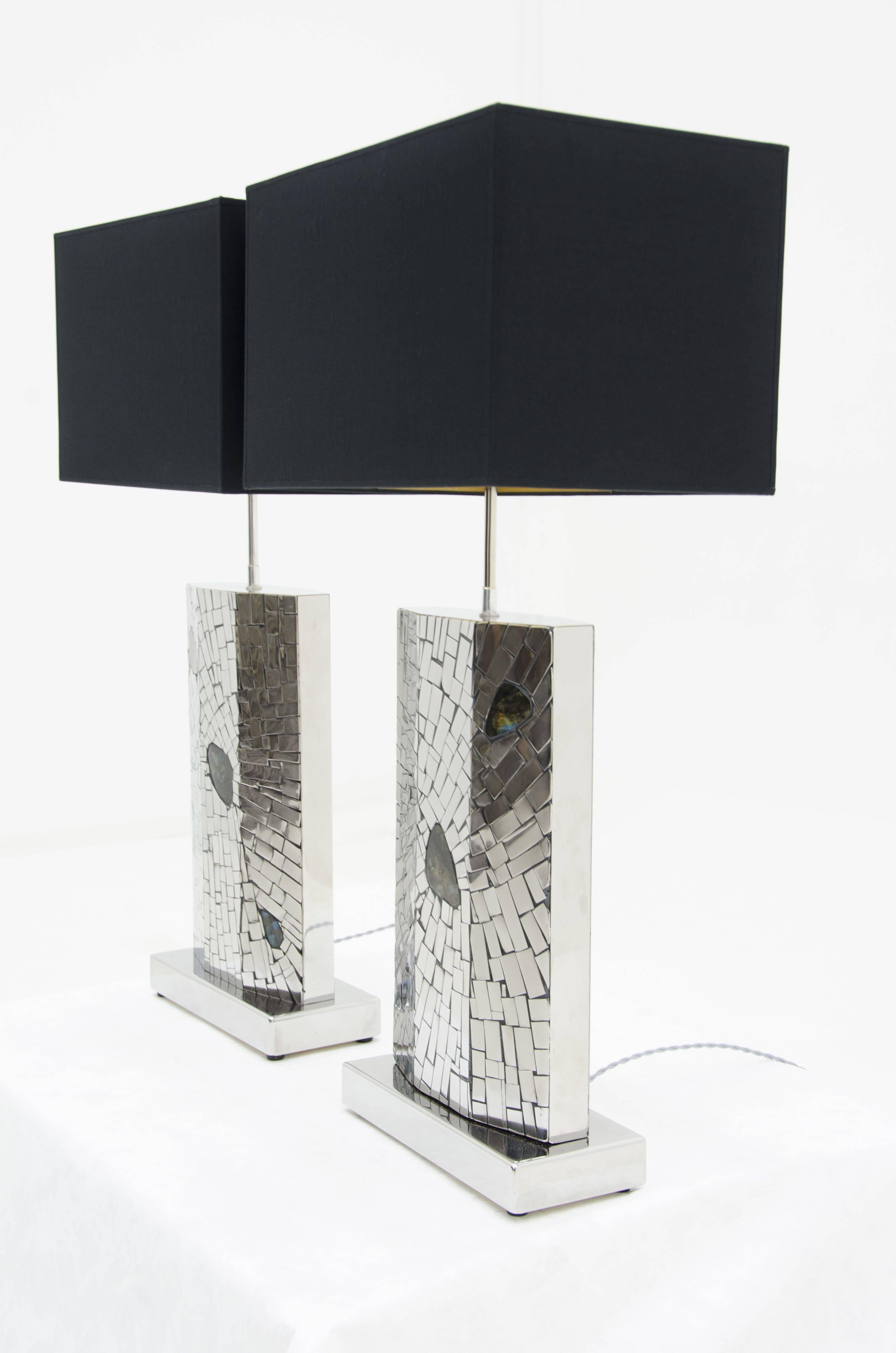 Pair of Lamps Mosaic Stainless Steel Inlaid Labradorite by Stan Usel In Excellent Condition For Sale In New York, NY