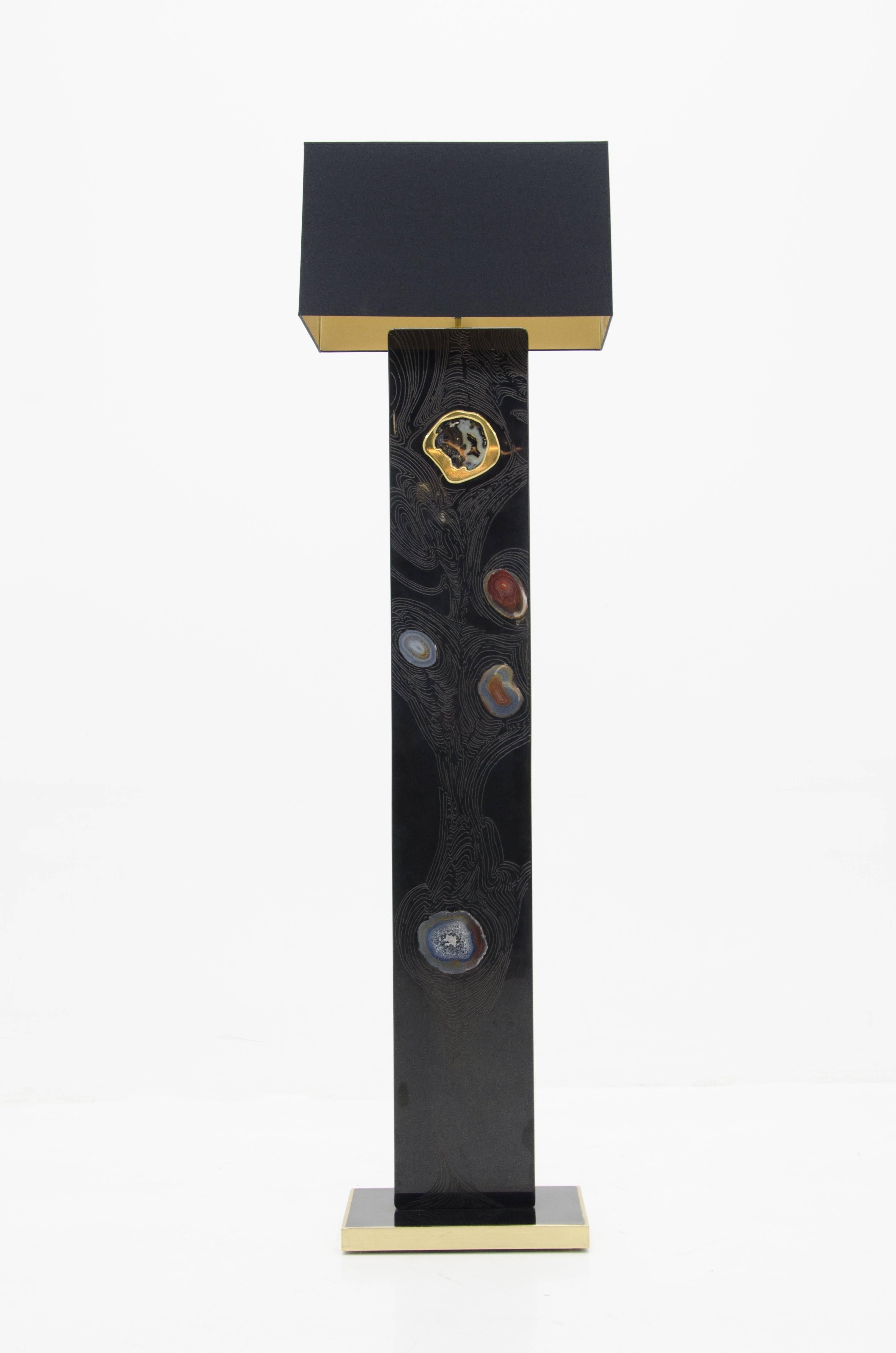One of a kind studio built floor lamp black resin with inlaid agate by Stan Usel.
These pieces are made exclusively and distributed in USA for Saint Germain antiques. Exceptional craftsmanship. All pieces can be custom-made to order. Signed by the